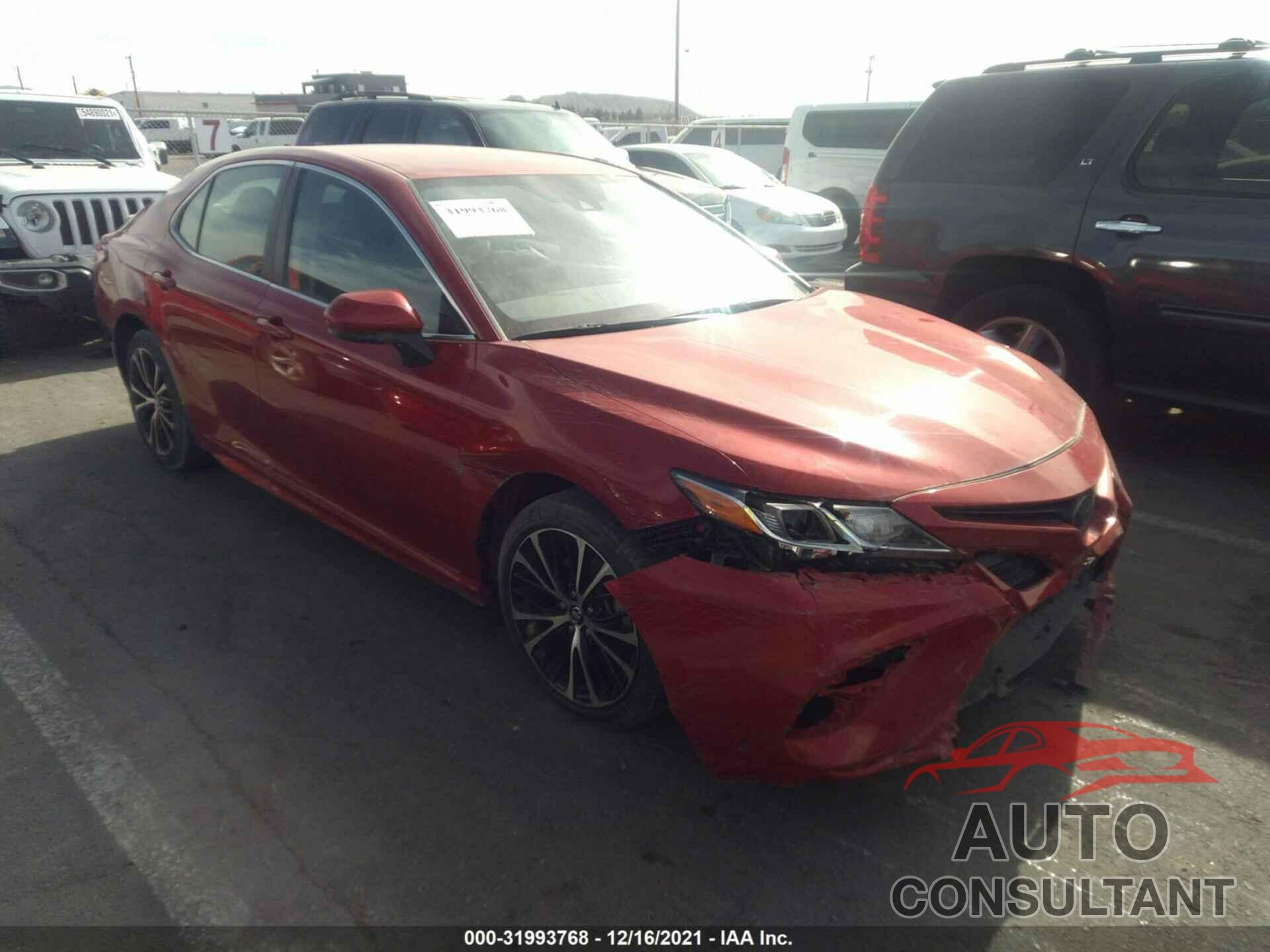 TOYOTA CAMRY 2020 - 4T1G11AK5LU334602