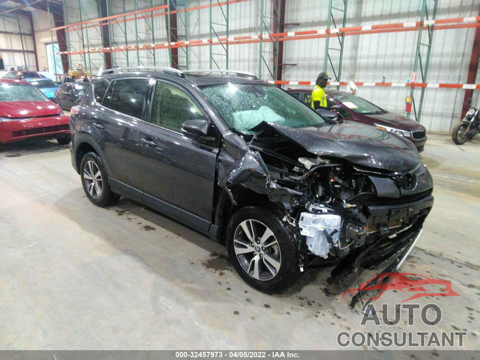 TOYOTA RAV4 2018 - JTMWFREV2JJ177839