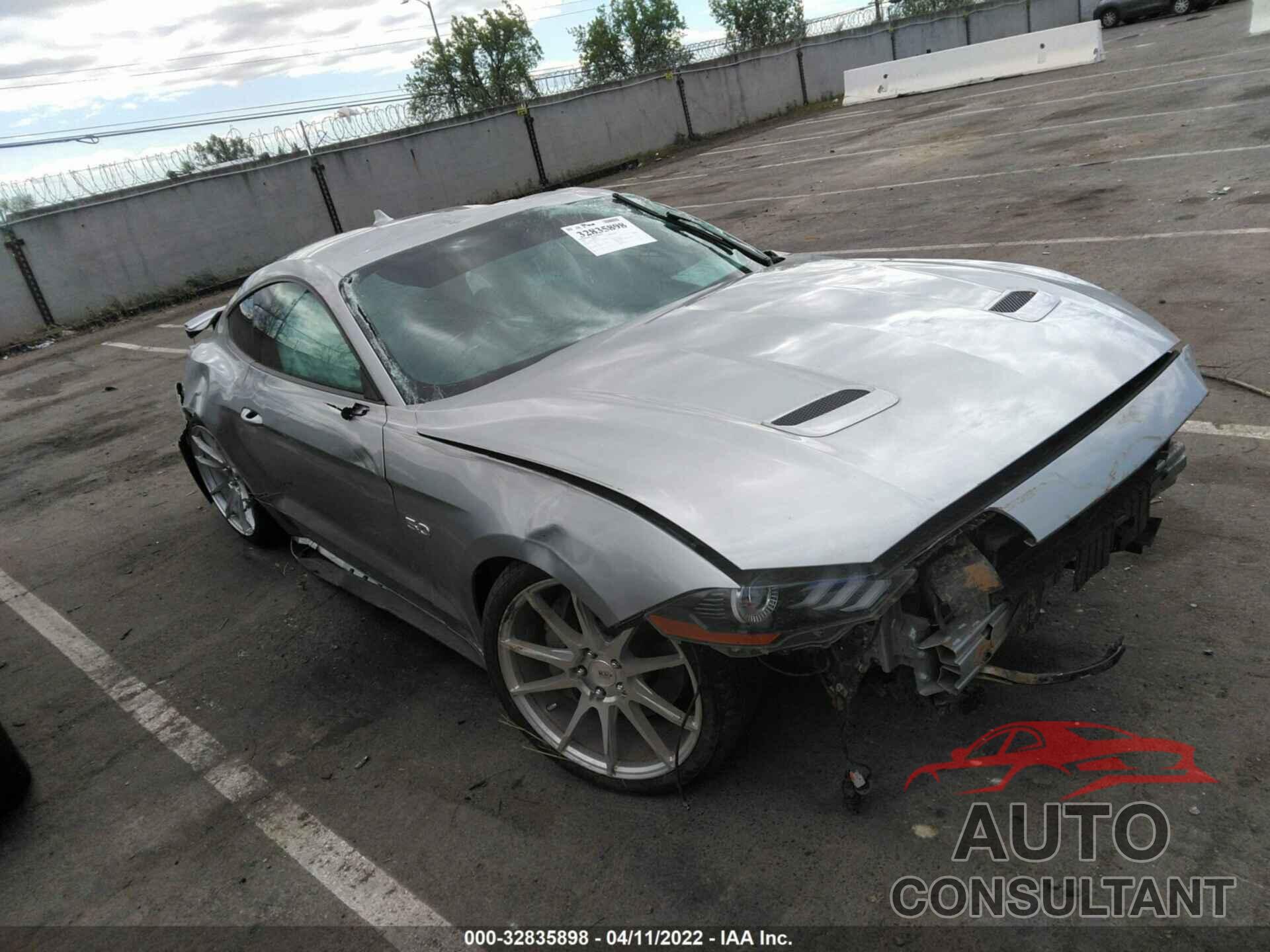 FORD MUSTANG 2020 - 1FA6P8CF8L5191166