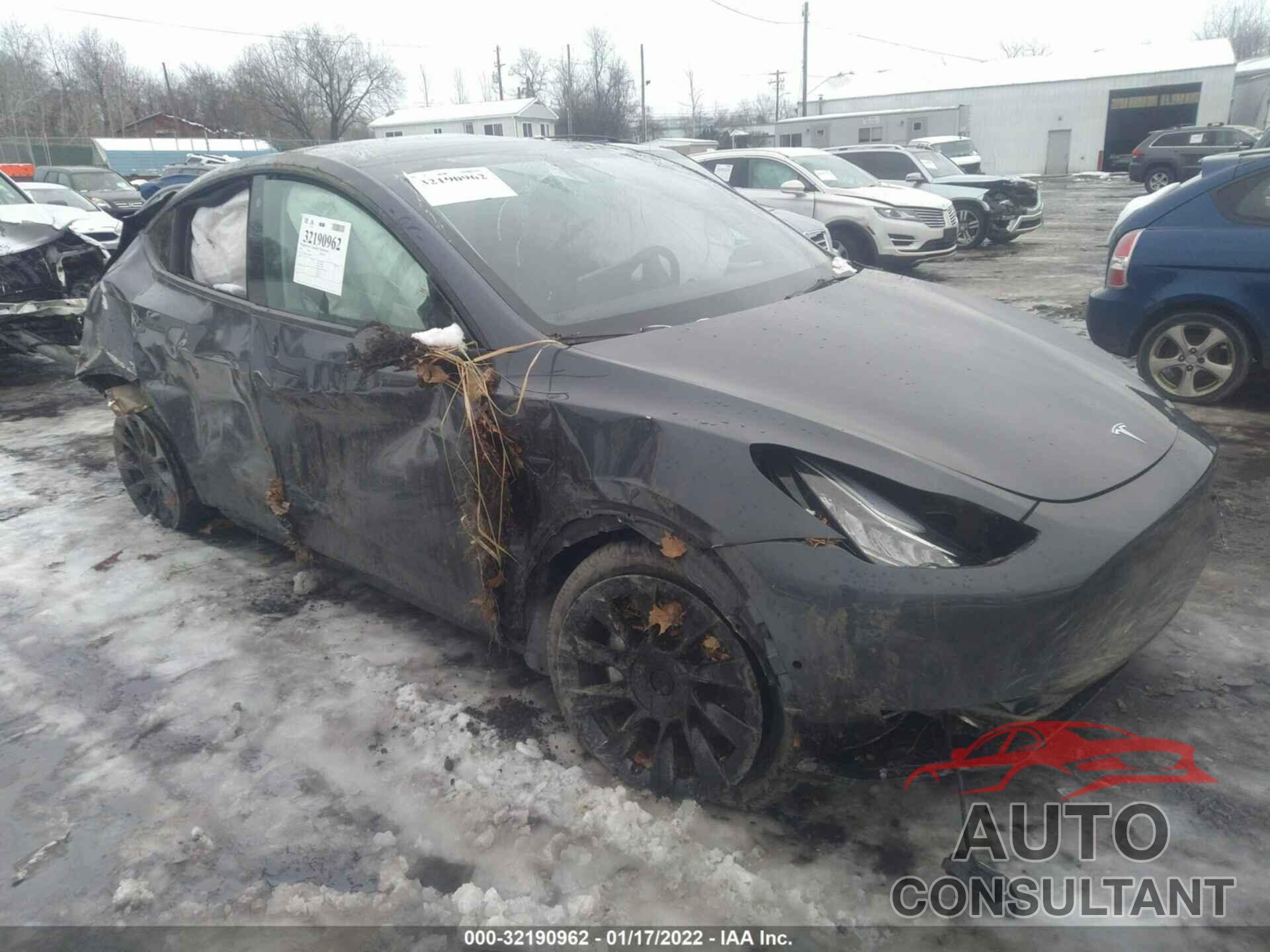 TESLA MODEL Y 2021 - 5YJYGDEE7MF200990