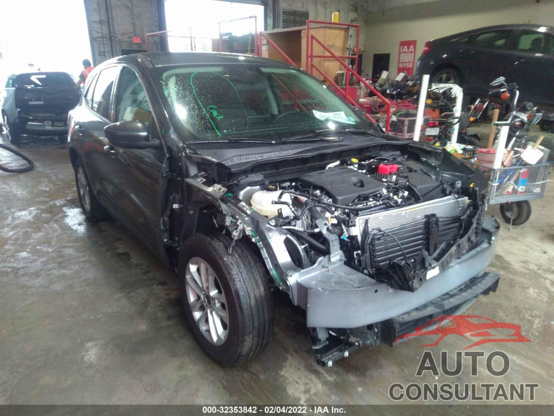 FORD ESCAPE 2020 - 1FMCU0G60LUA92618