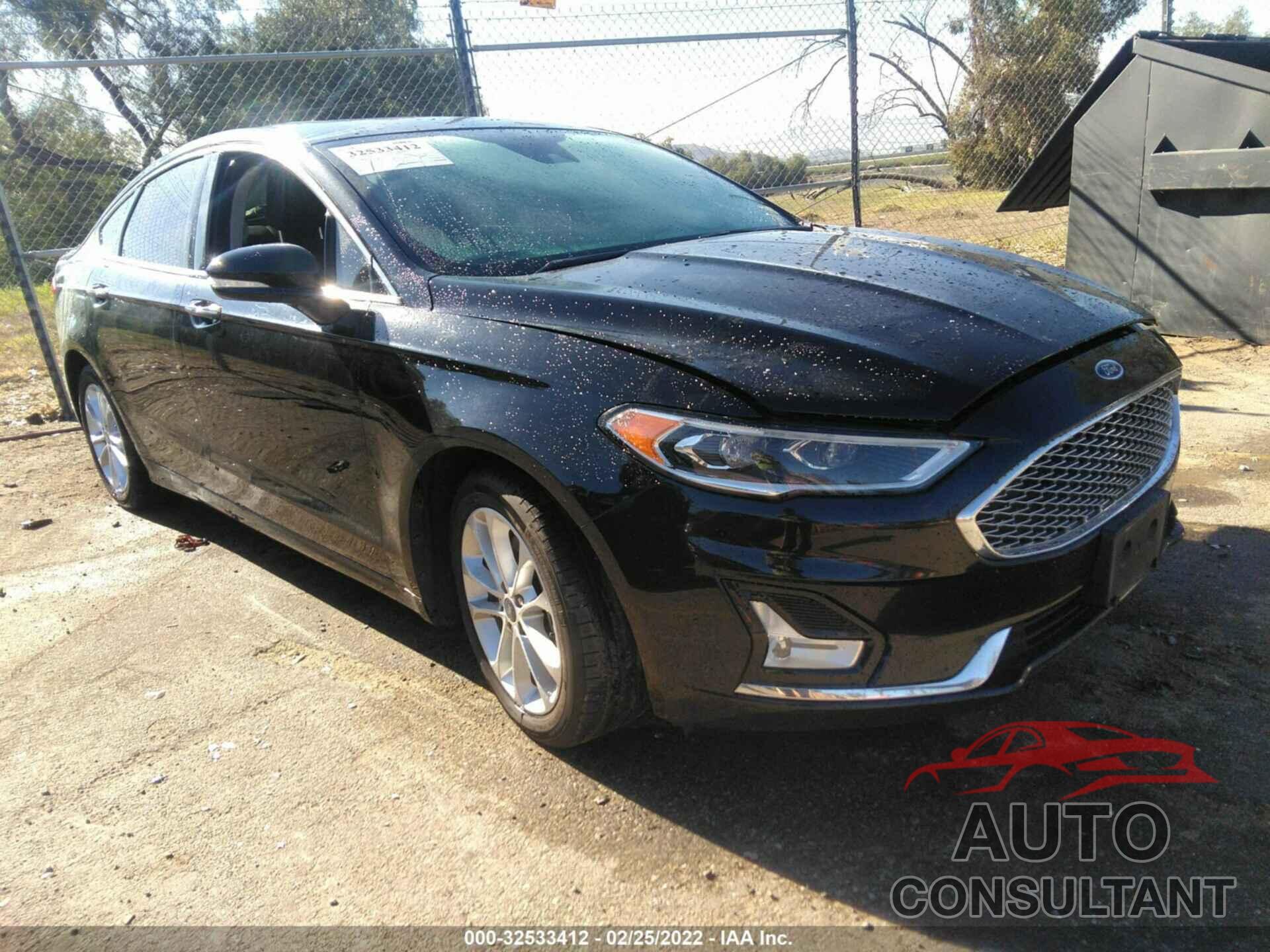 FORD FUSION ENERGI 2019 - 3FA6P0SU9KR142815