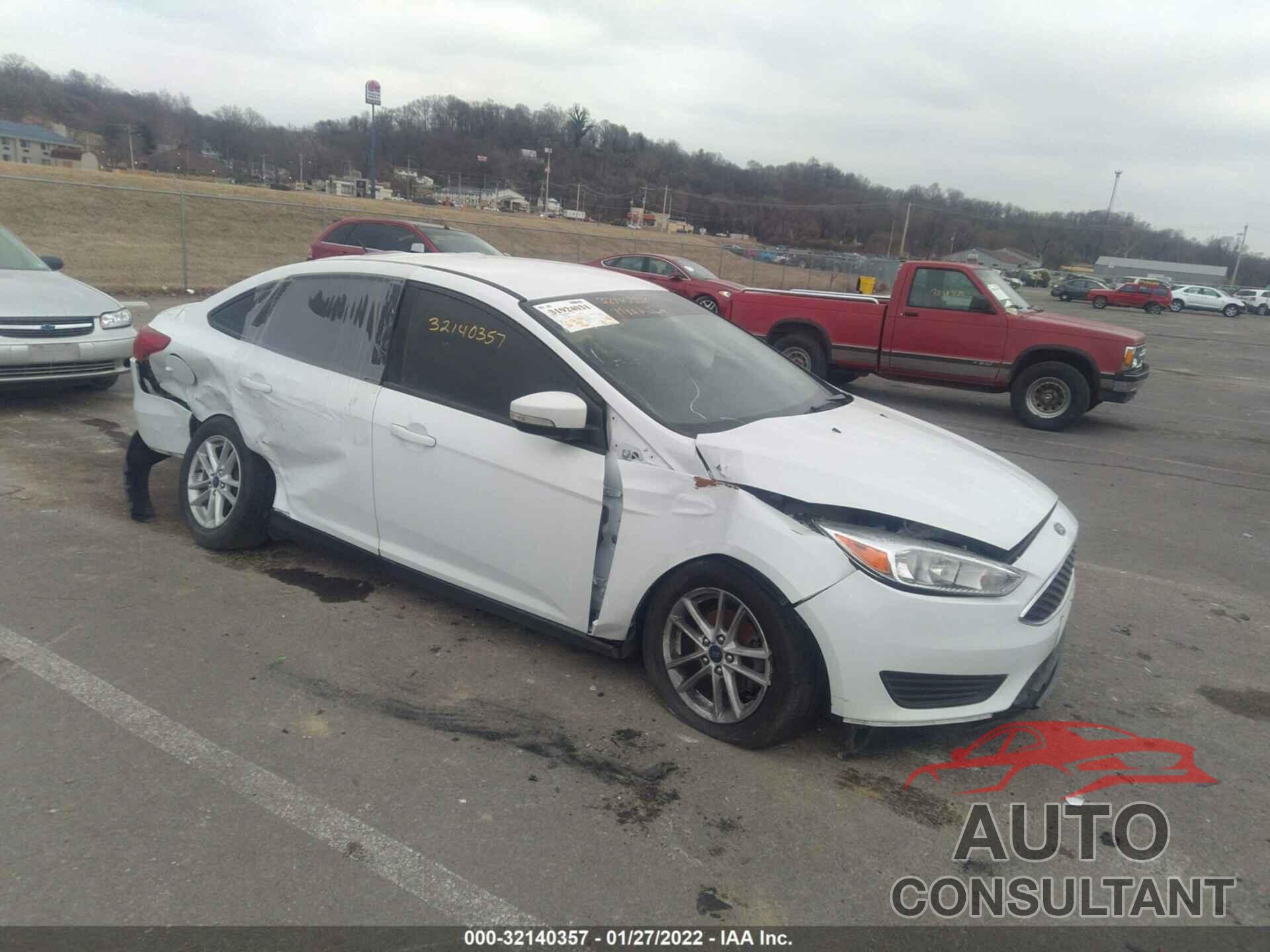 FORD FOCUS 2017 - 1FADP3F26HL296682