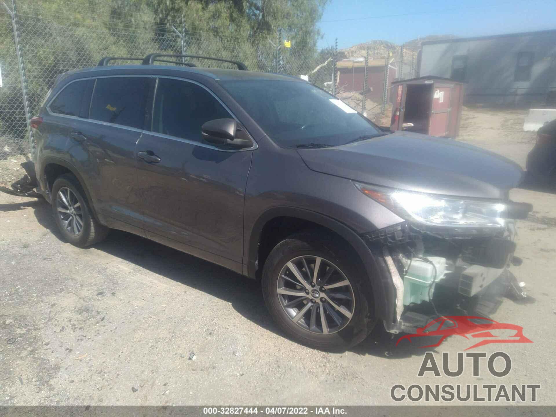 TOYOTA HIGHLANDER 2017 - 5TDKZRFH4HS214840