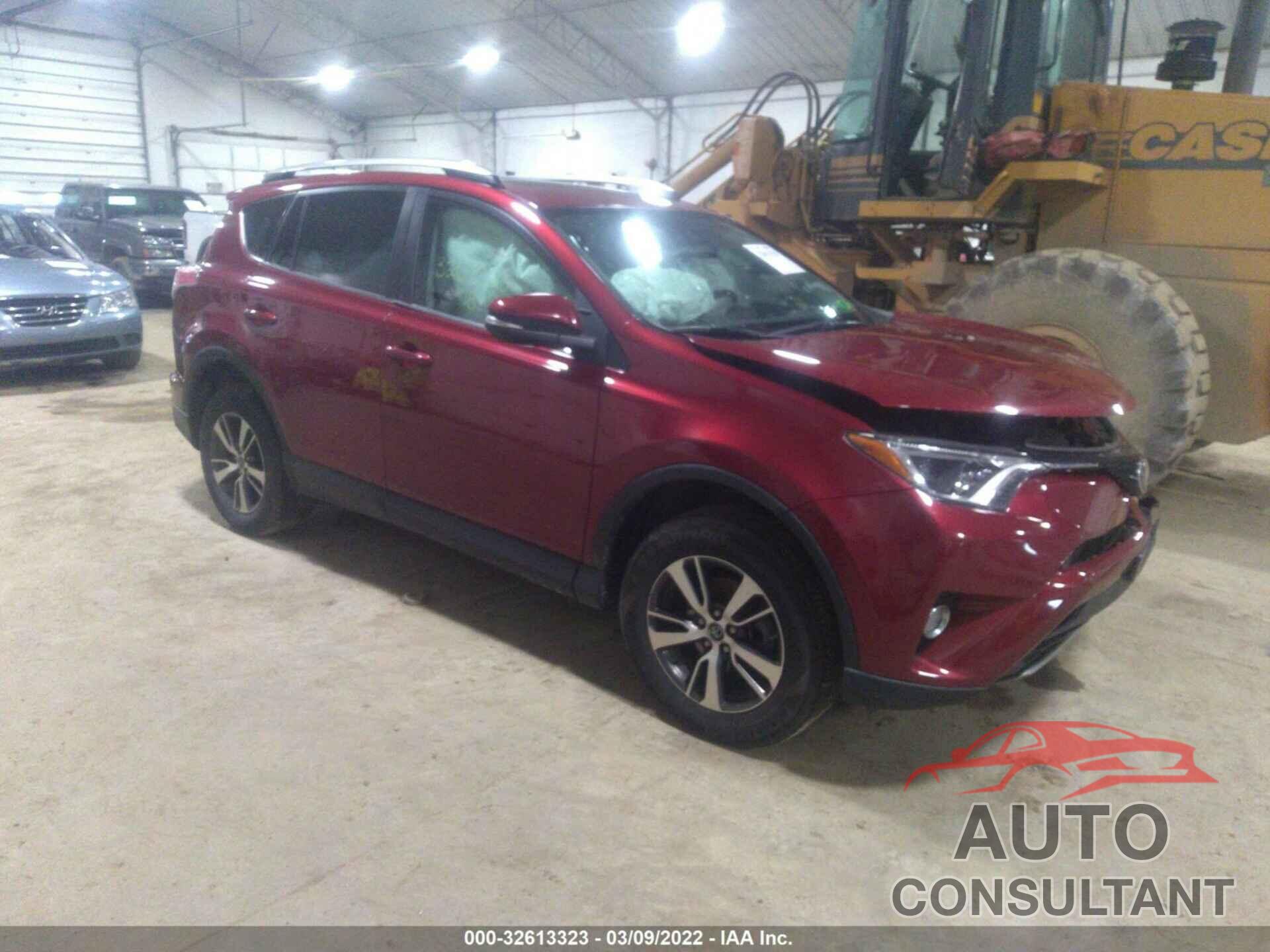 TOYOTA RAV4 2018 - 2T3RFREV7JW703011