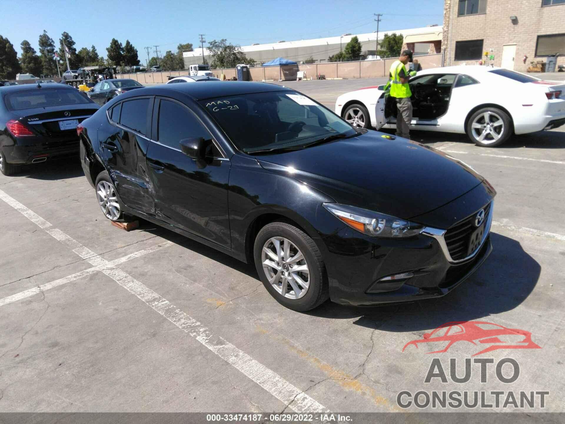 MAZDA MAZDA3 4-DOOR 2017 - 3MZBN1U79HM104600