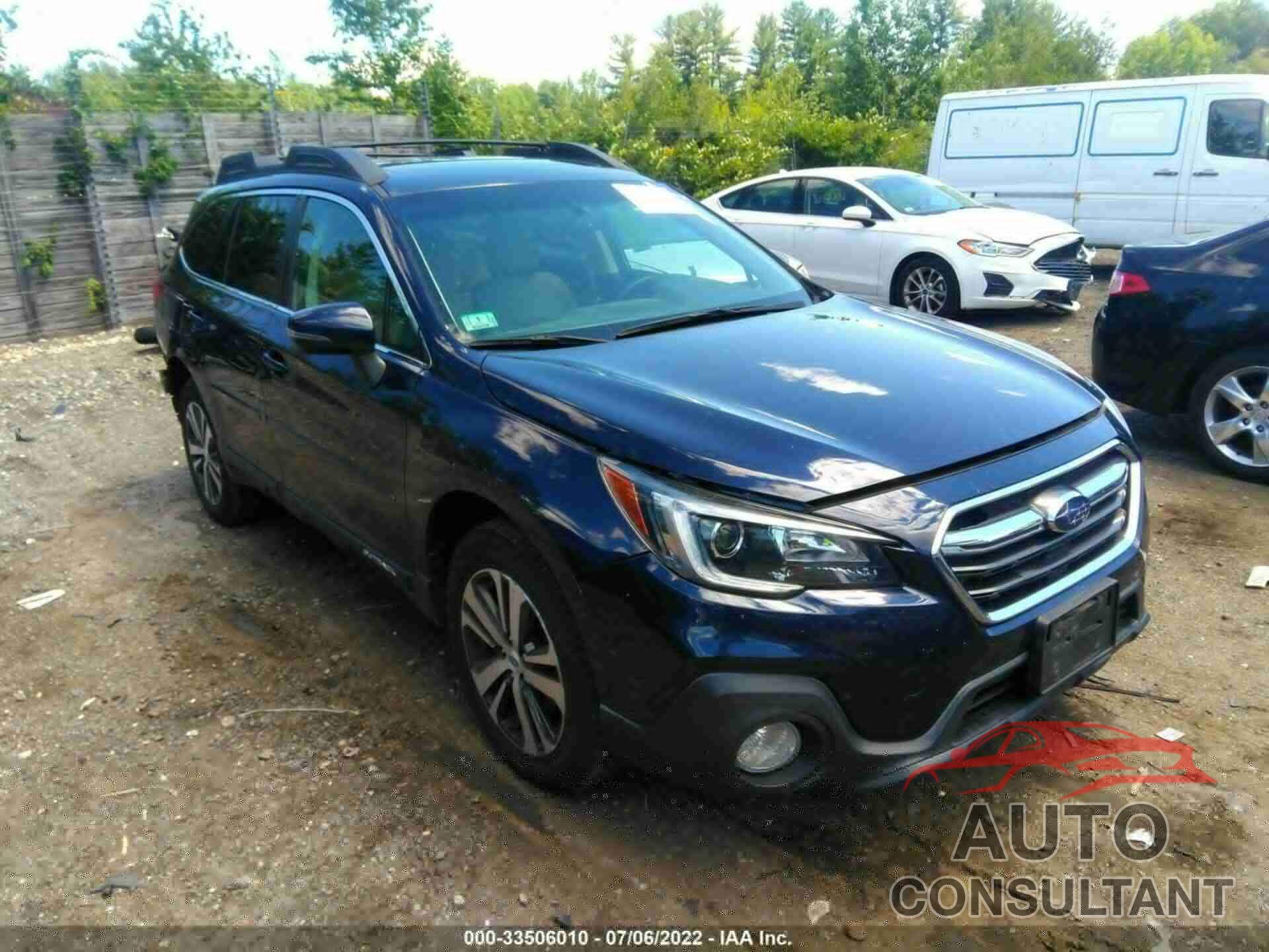 SUBARU OUTBACK 2018 - 4S4BSAKC9J3353039