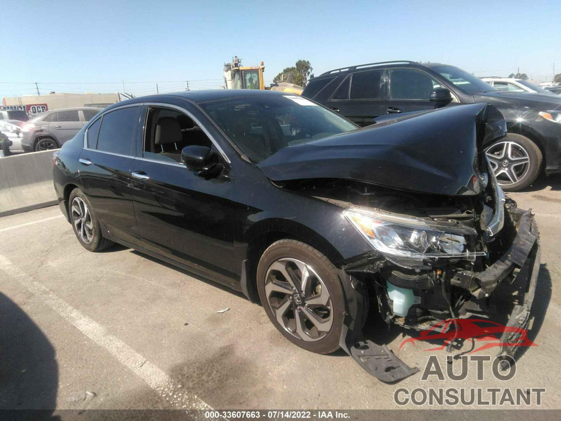 HONDA ACCORD SEDAN 2016 - 1HGCR3F08GA010194