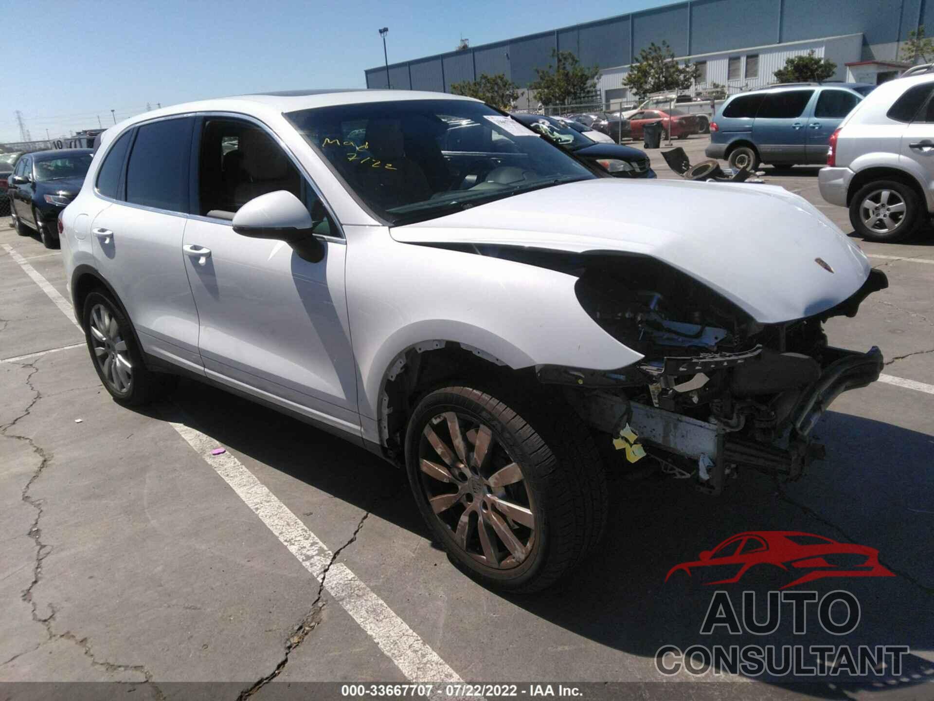 PORSCHE CAYENNE 2016 - WP1AA2A2XGLA09325