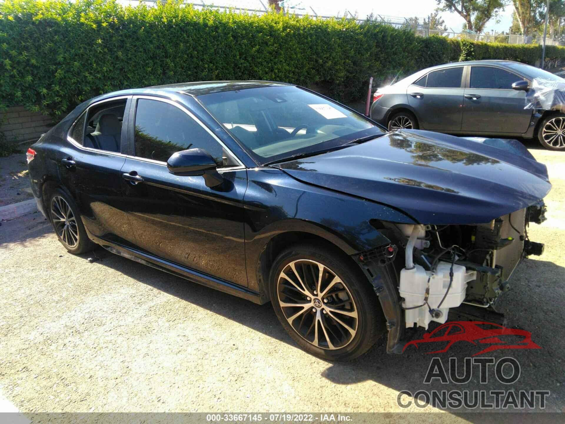 TOYOTA CAMRY 2018 - JTNB11HK1J3040603