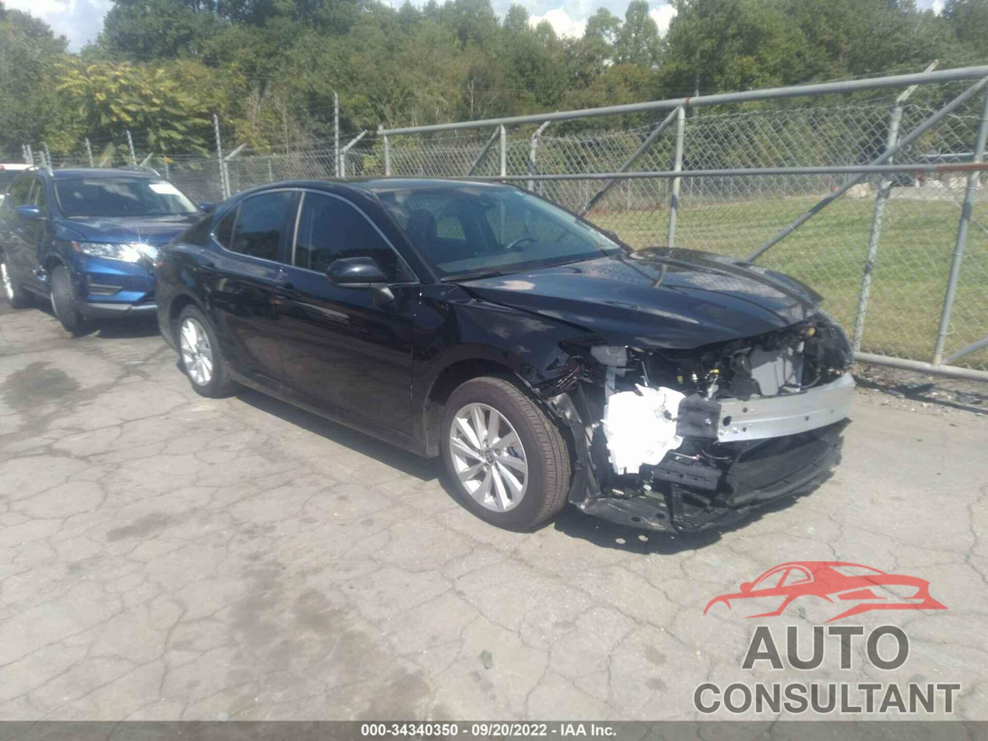 TOYOTA CAMRY 2022 - 4T1C11AK3NU655412