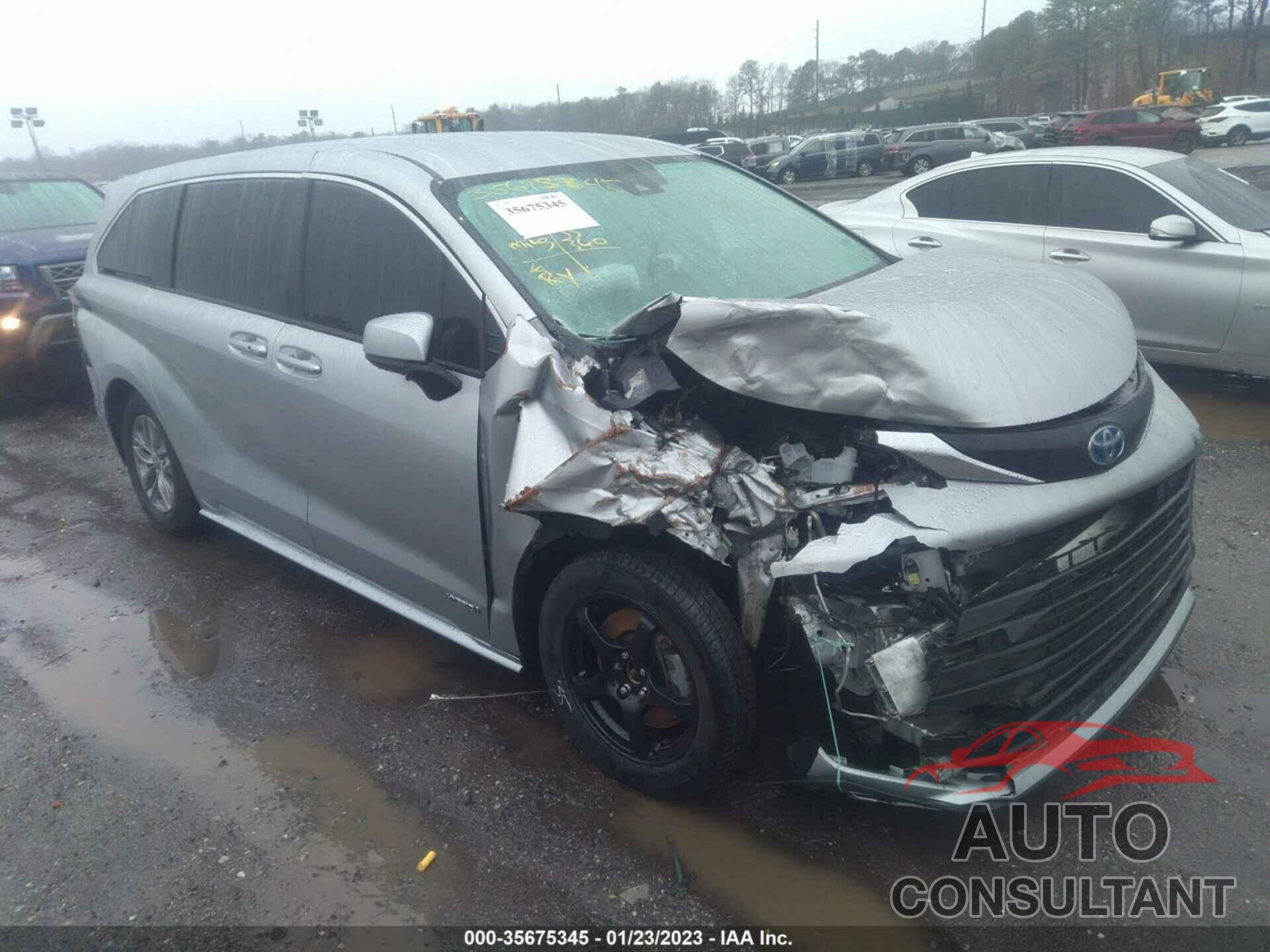 TOYOTA SIENNA 2021 - 5TDKRKEC4MS056264