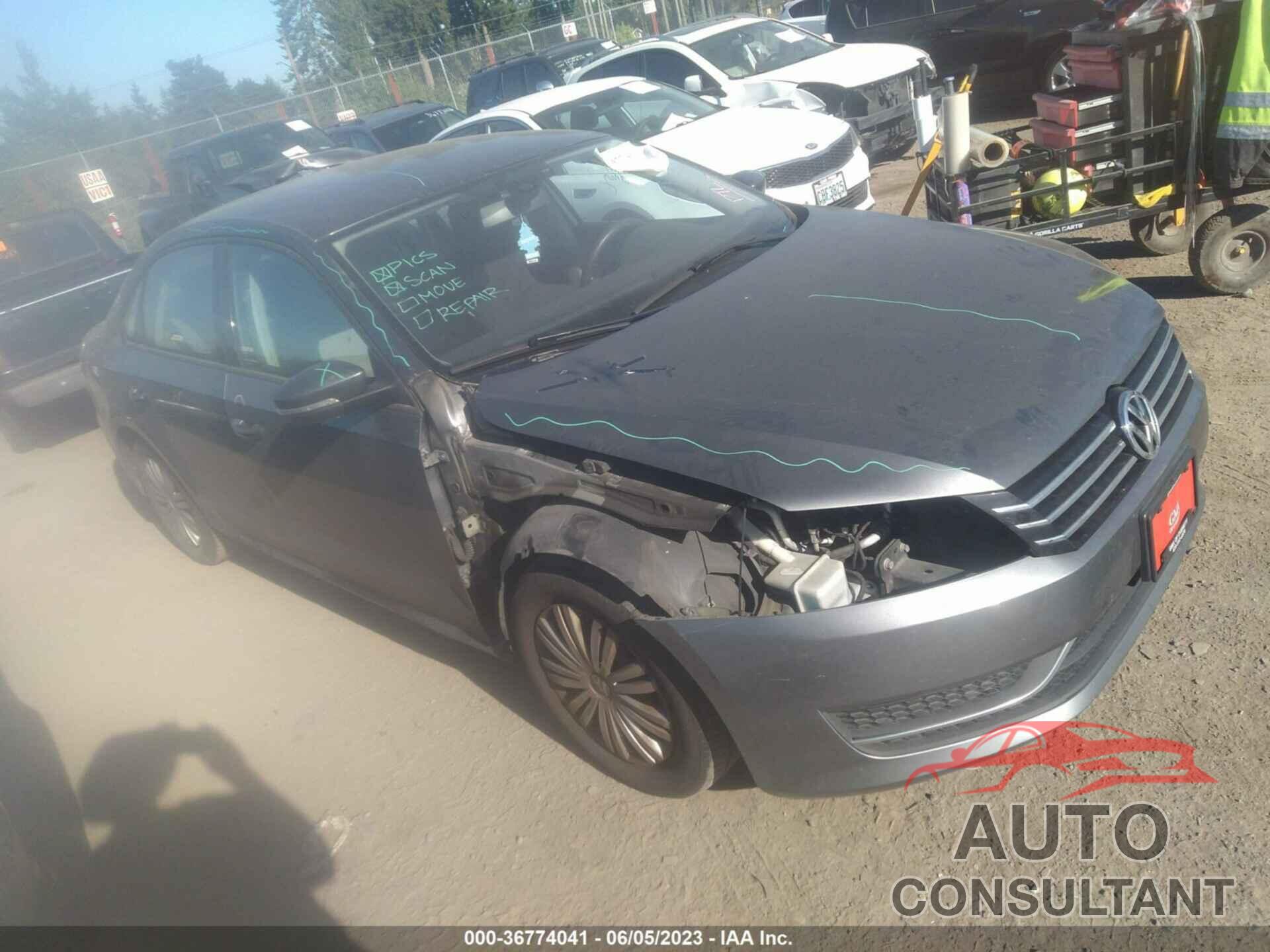 VOLKSWAGEN PASSAT 2015 - 1VWAS7A37FC008746