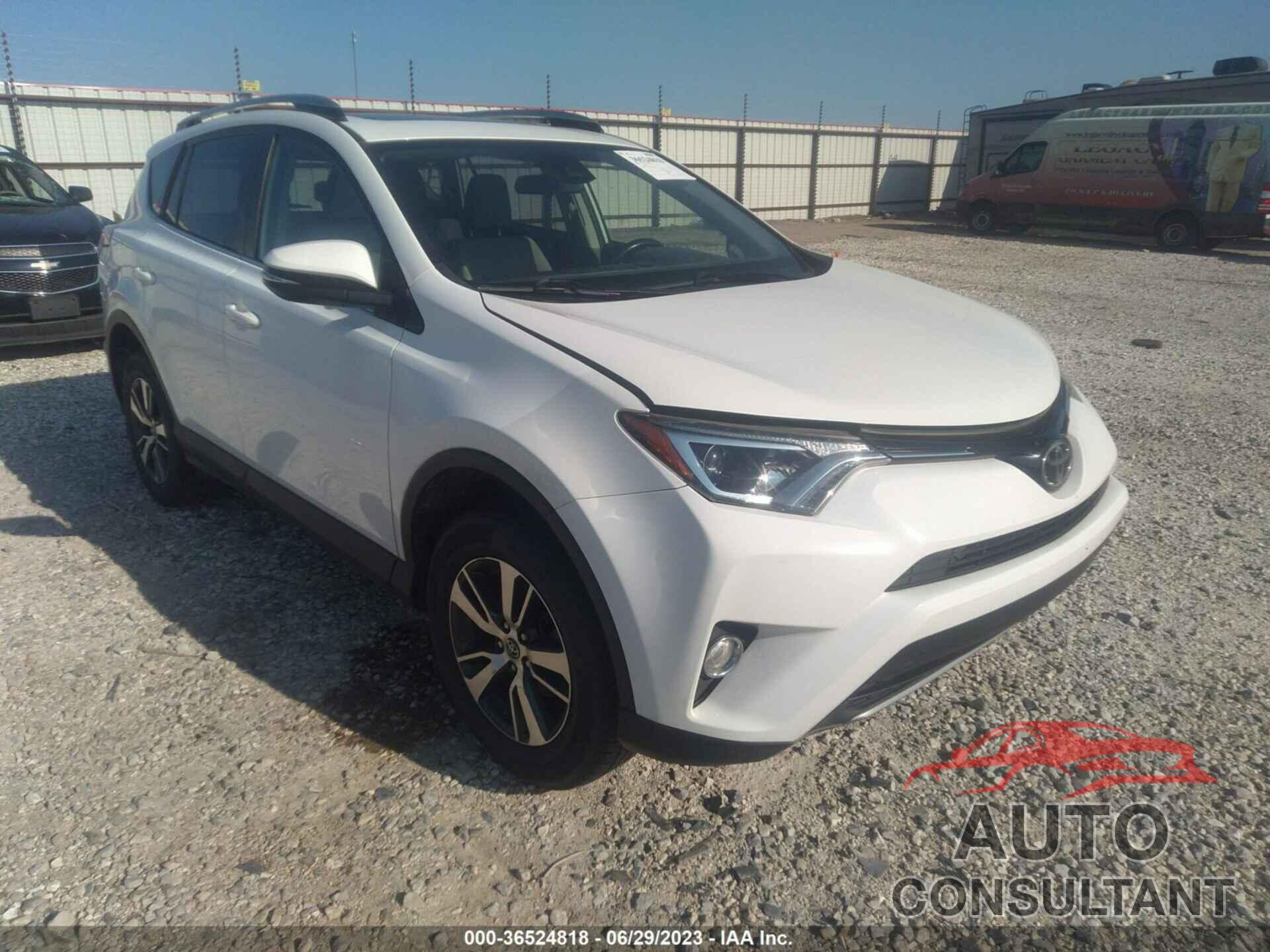 TOYOTA RAV4 2017 - JTMWFREV8HJ116392