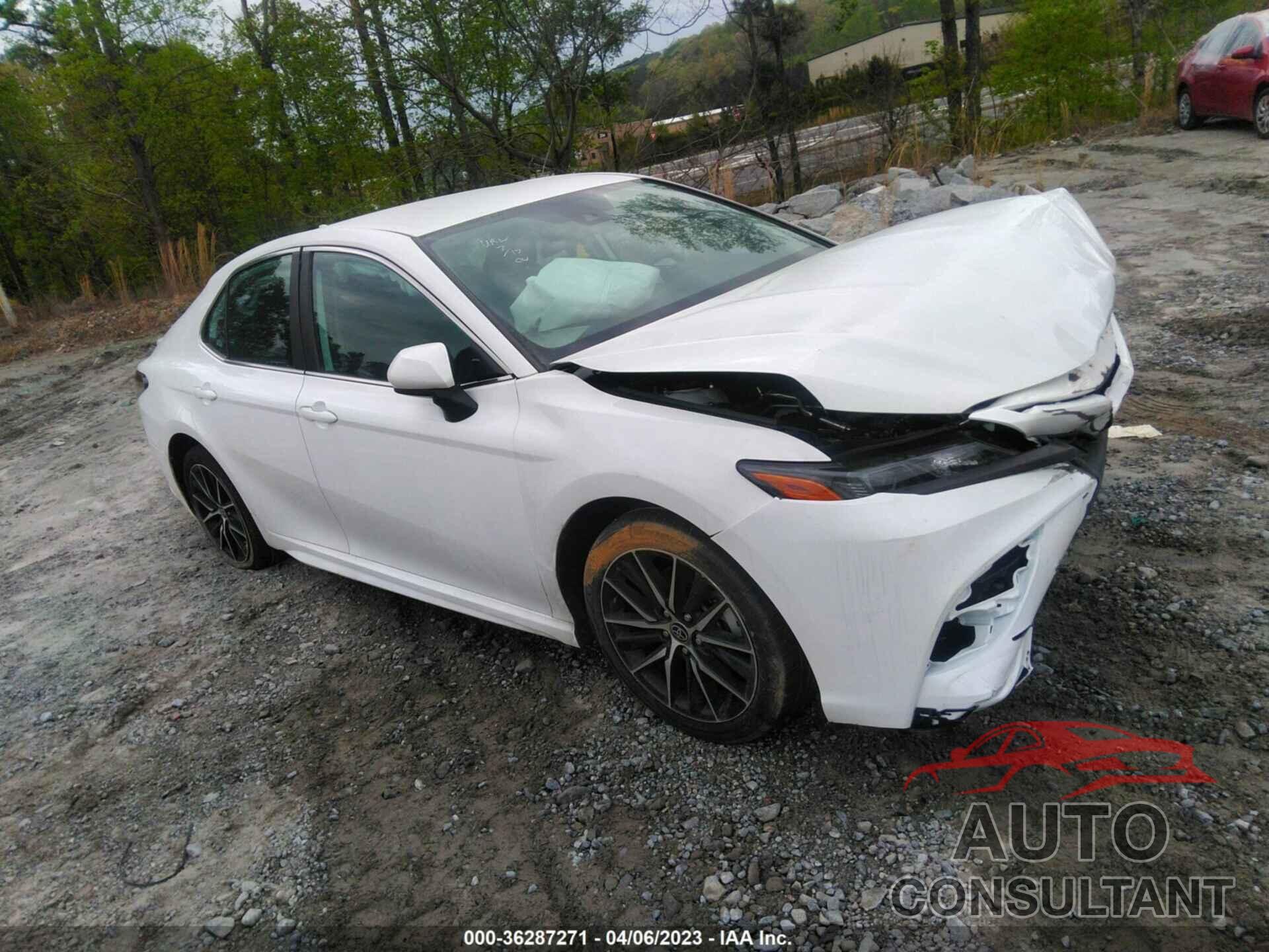 TOYOTA CAMRY 2021 - 4T1G11AK9MU475416