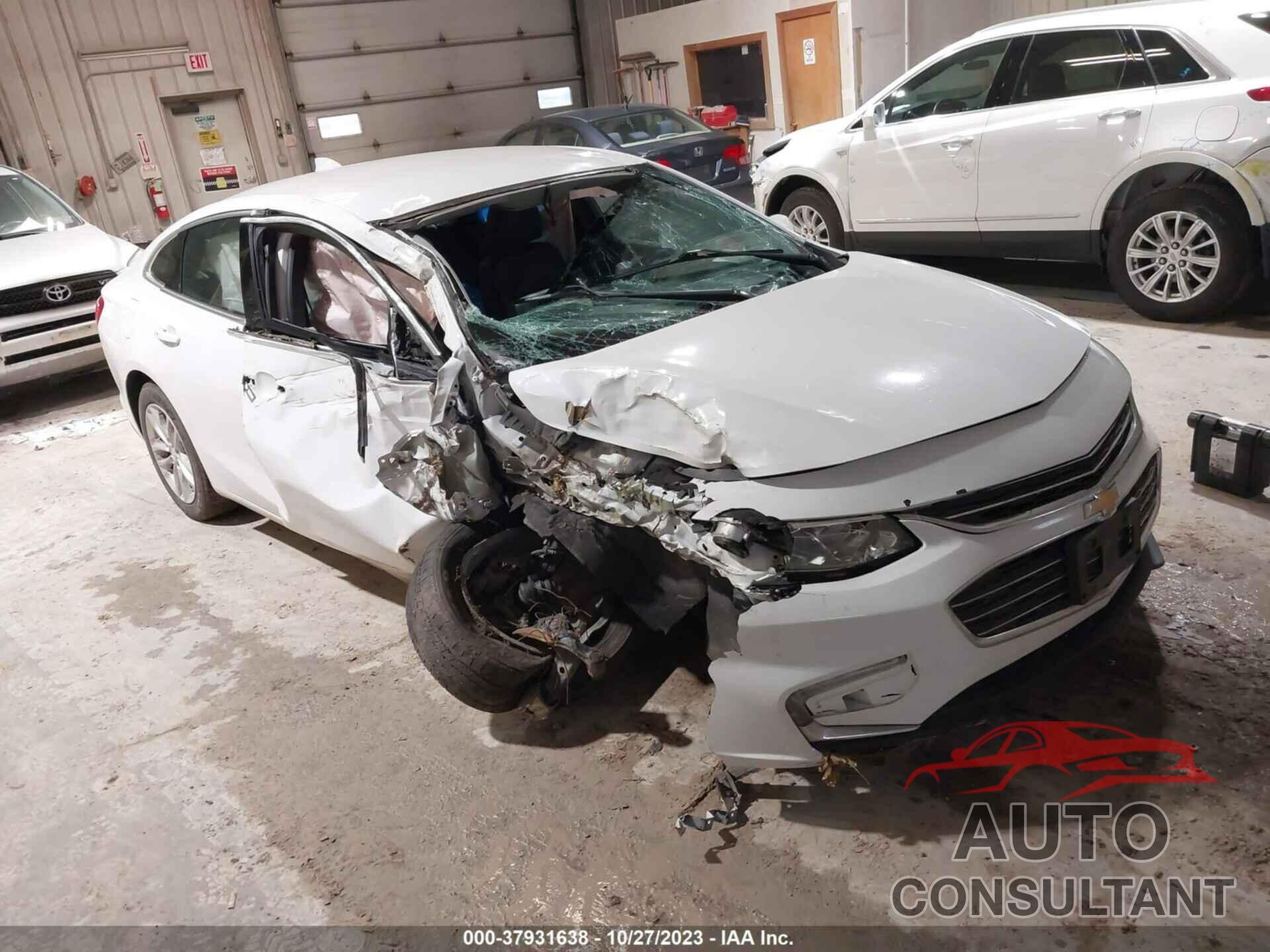 CHEVROLET MALIBU 2017 - 1G1ZE5ST8HF203801