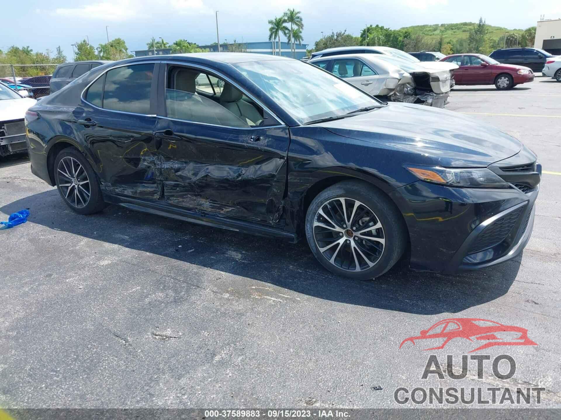 TOYOTA CAMRY 2021 - 4T1G11AK3MU554953