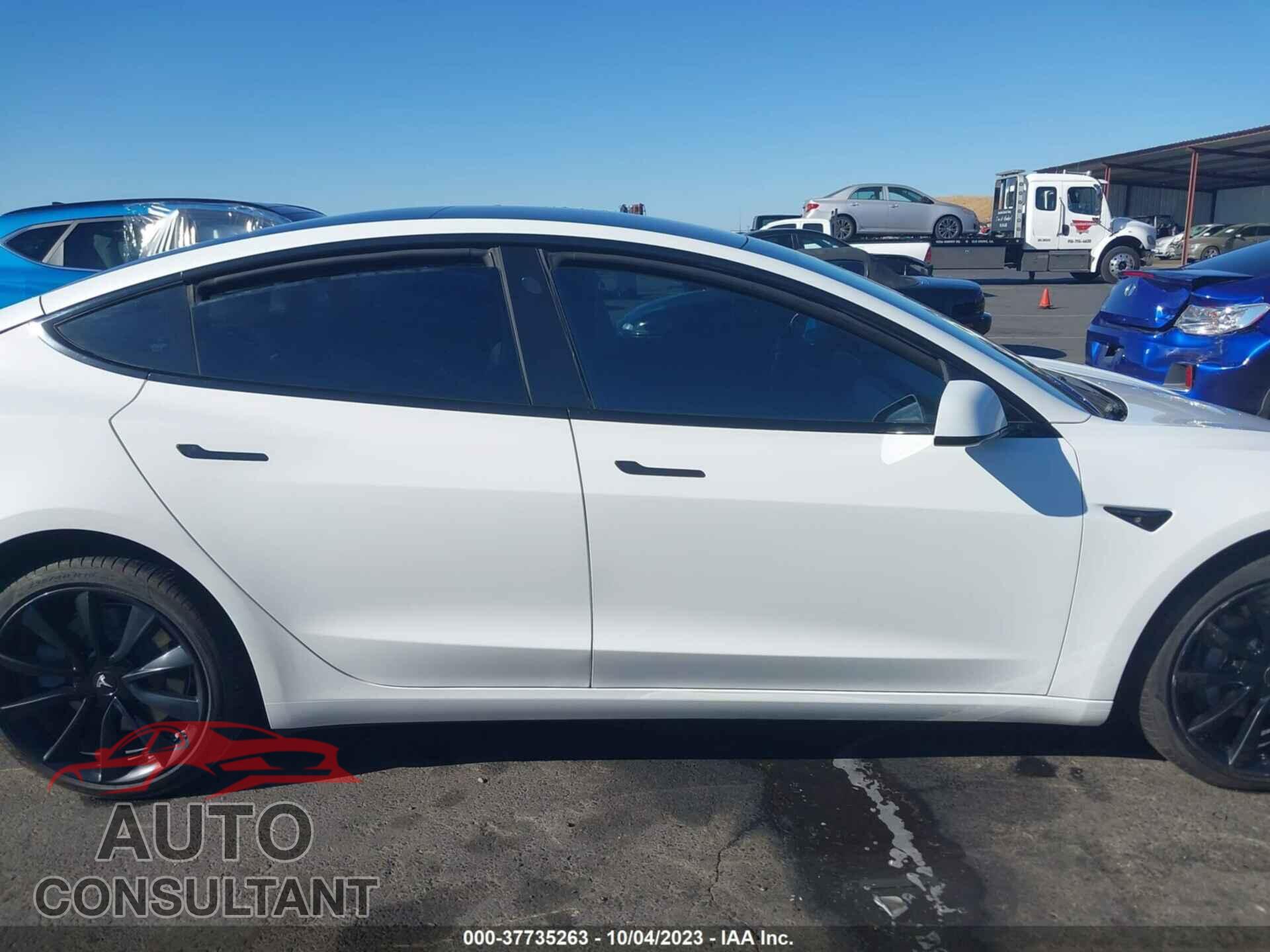 TESLA MODEL 3 2018 - 5YJ3E1EA6JF108227