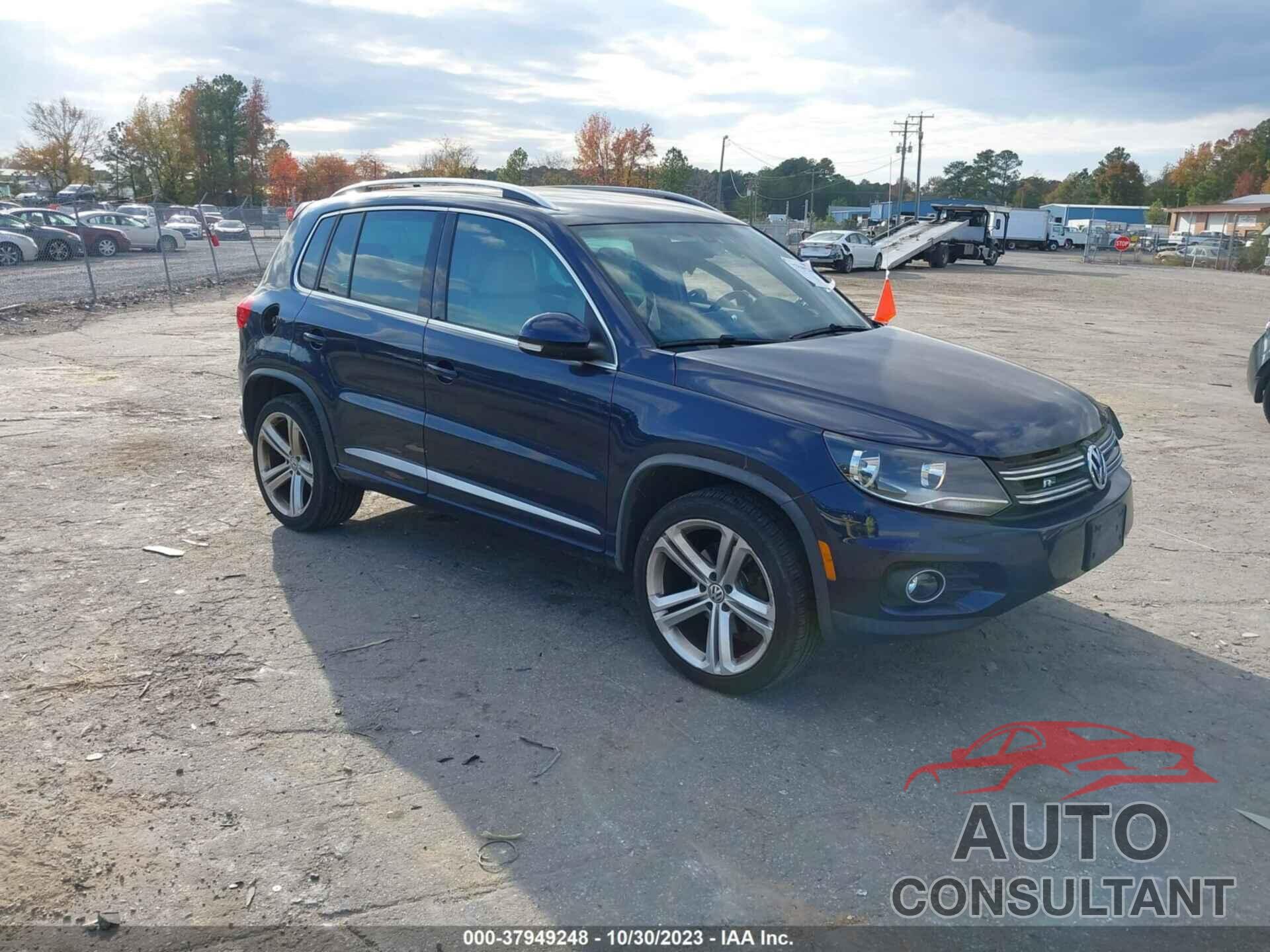 VOLKSWAGEN TIGUAN 2016 - WVGAV7AX6GW600101