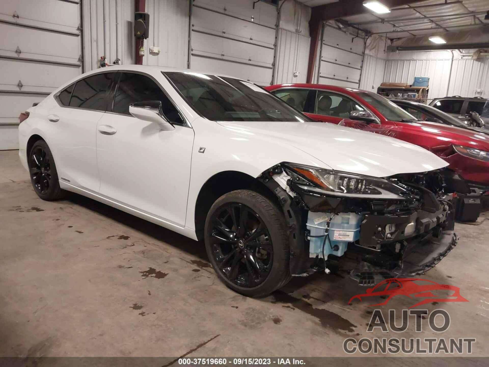 LEXUS ES 300H 2022 - 58AGA1C11NU021207