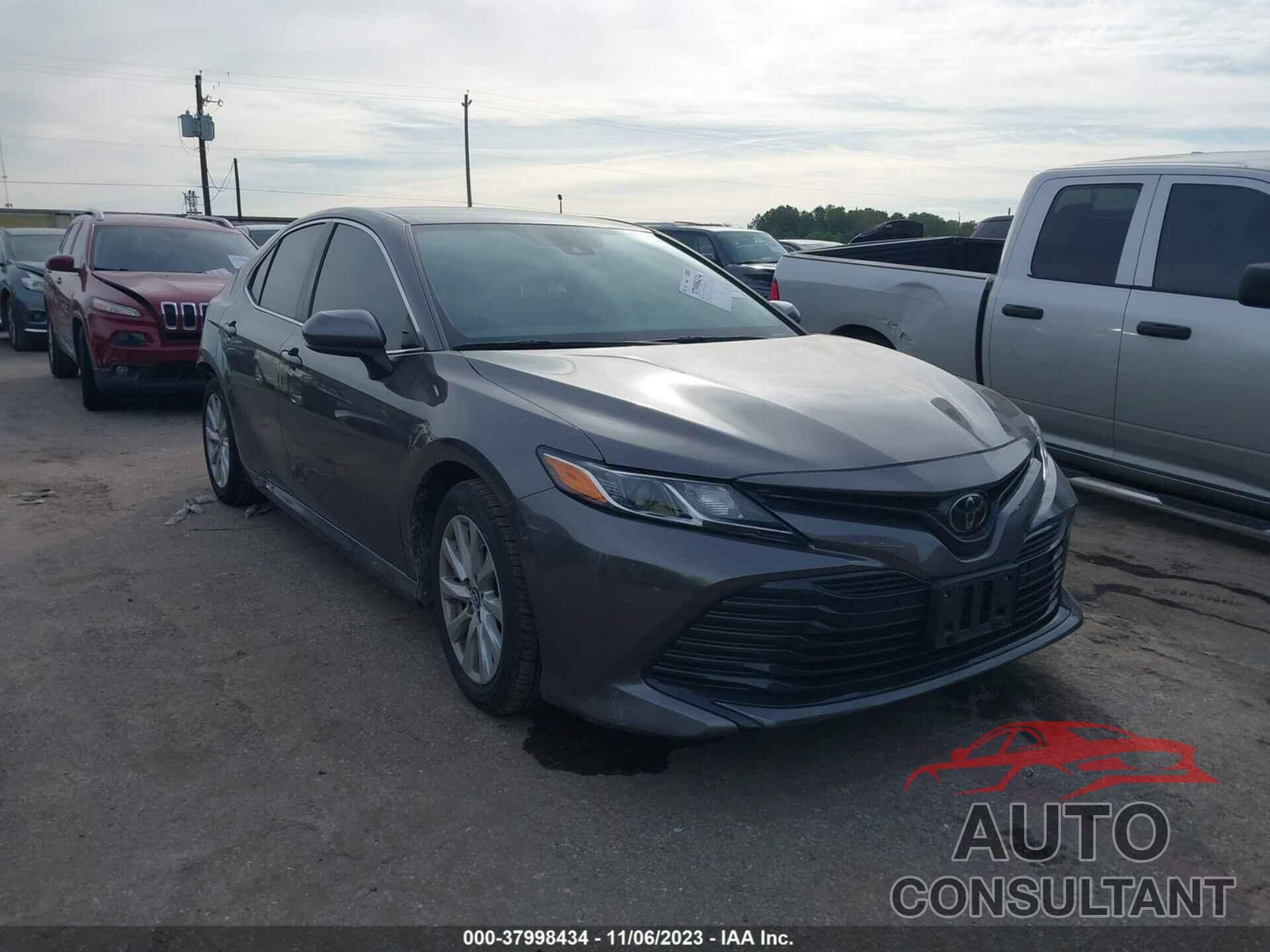 TOYOTA CAMRY 2019 - 4T1B11HK8KU737536
