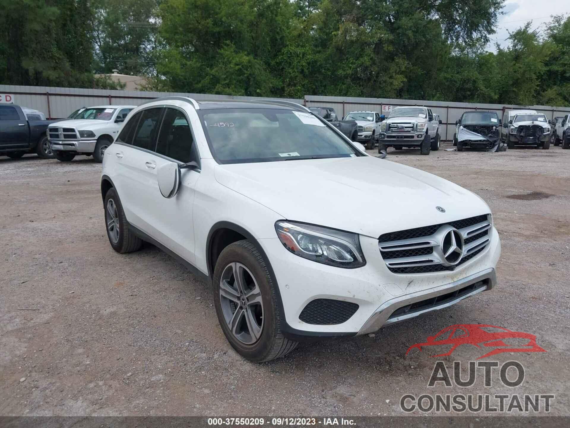 MERCEDES-BENZ GLC 300 2018 - WDC0G4JB0JV022839