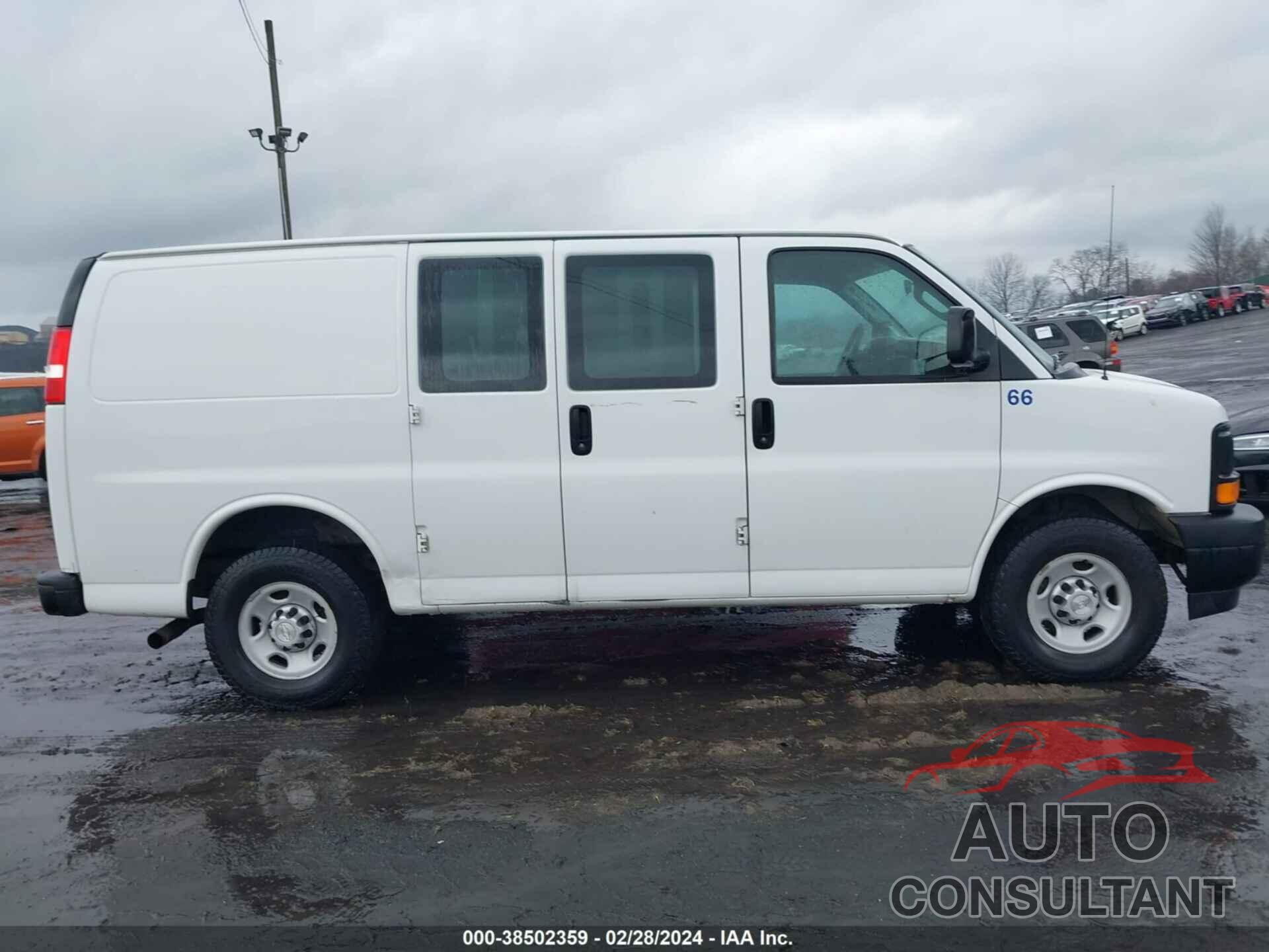 CHEVROLET EXPRESS 2500 2017 - 1GCWGAFF7H1340355