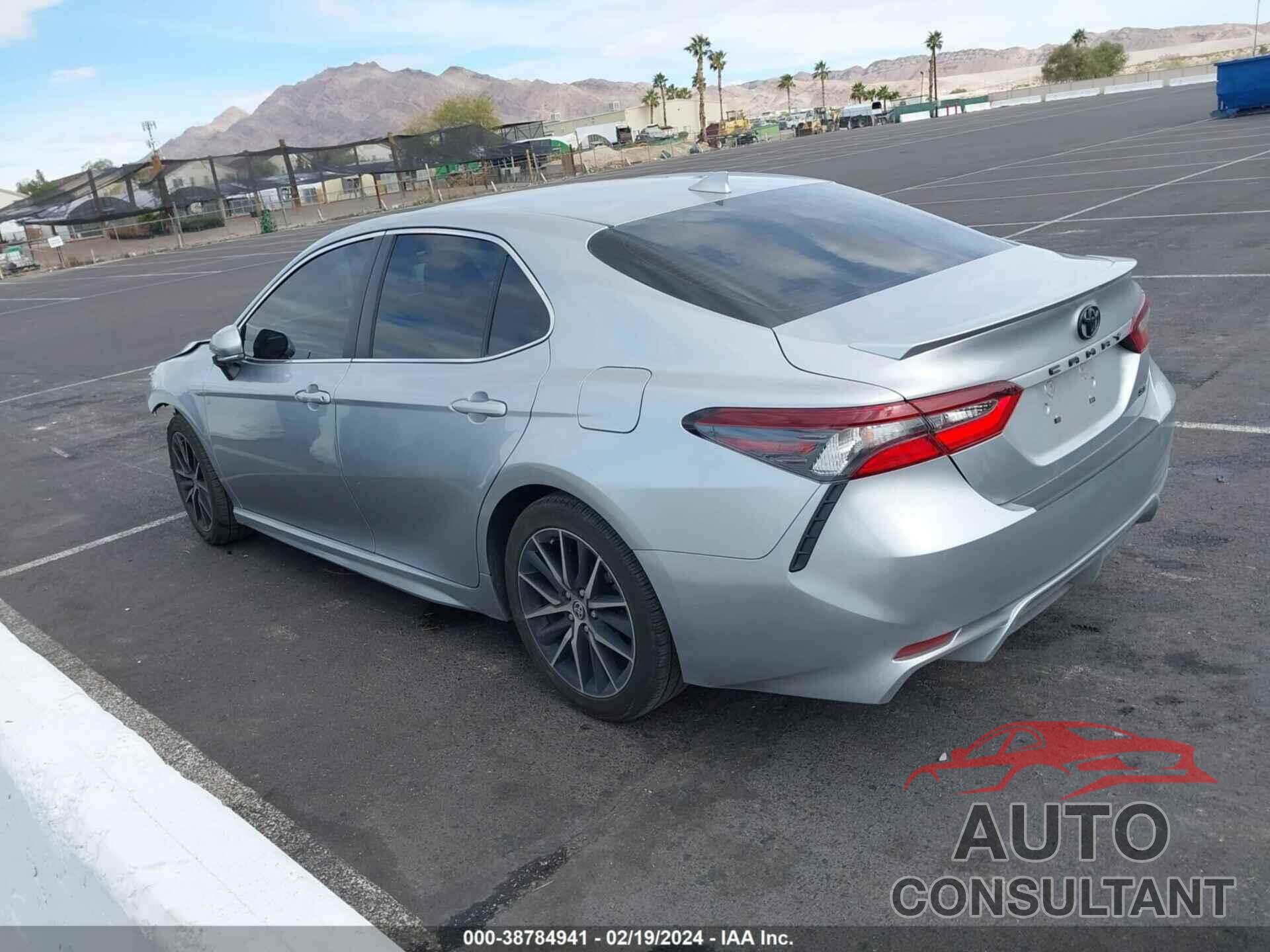 TOYOTA CAMRY 2023 - 4T1G11AK2PU741010