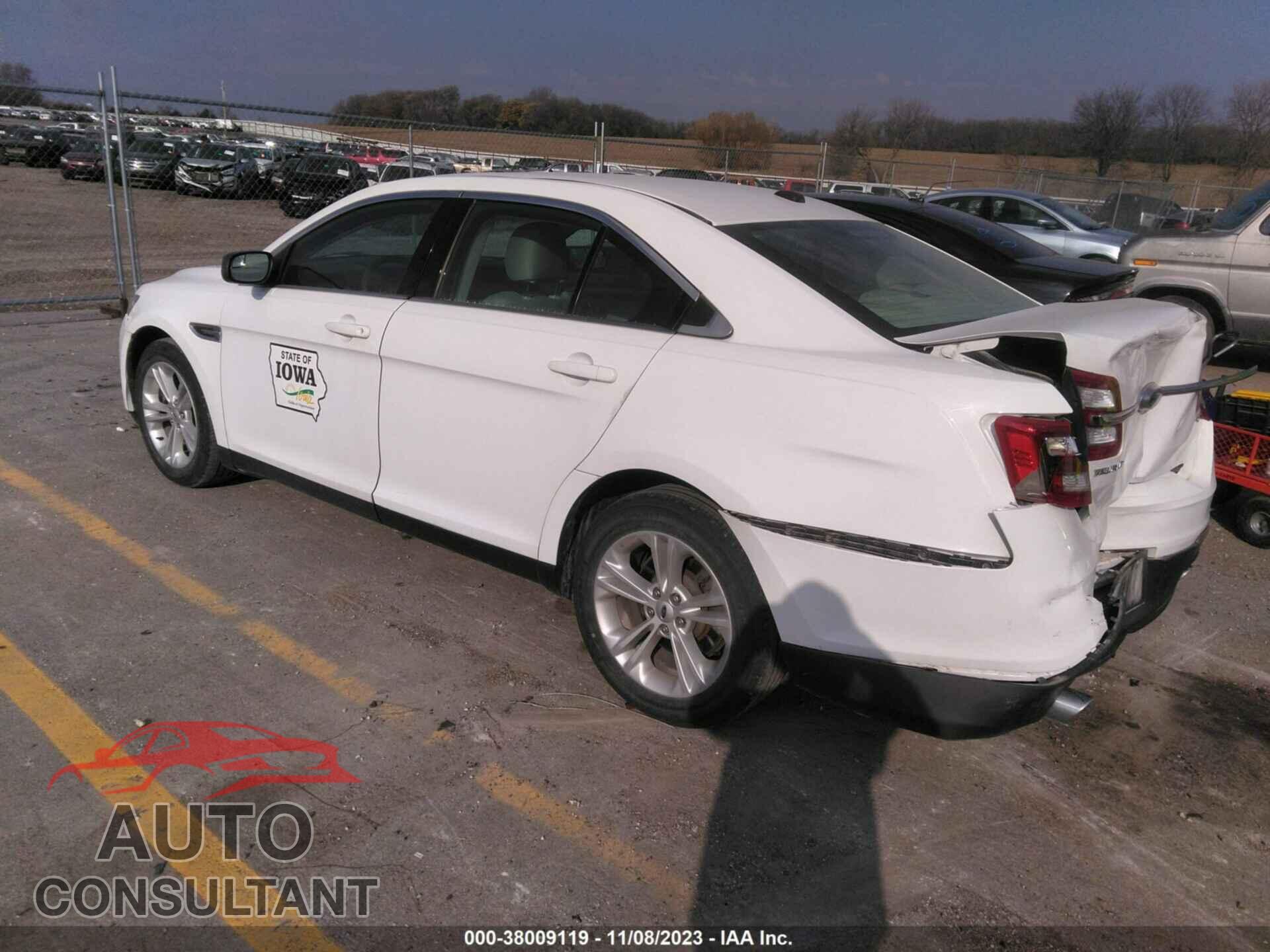 FORD TAURUS 2019 - 1FAHP2D80KG108497