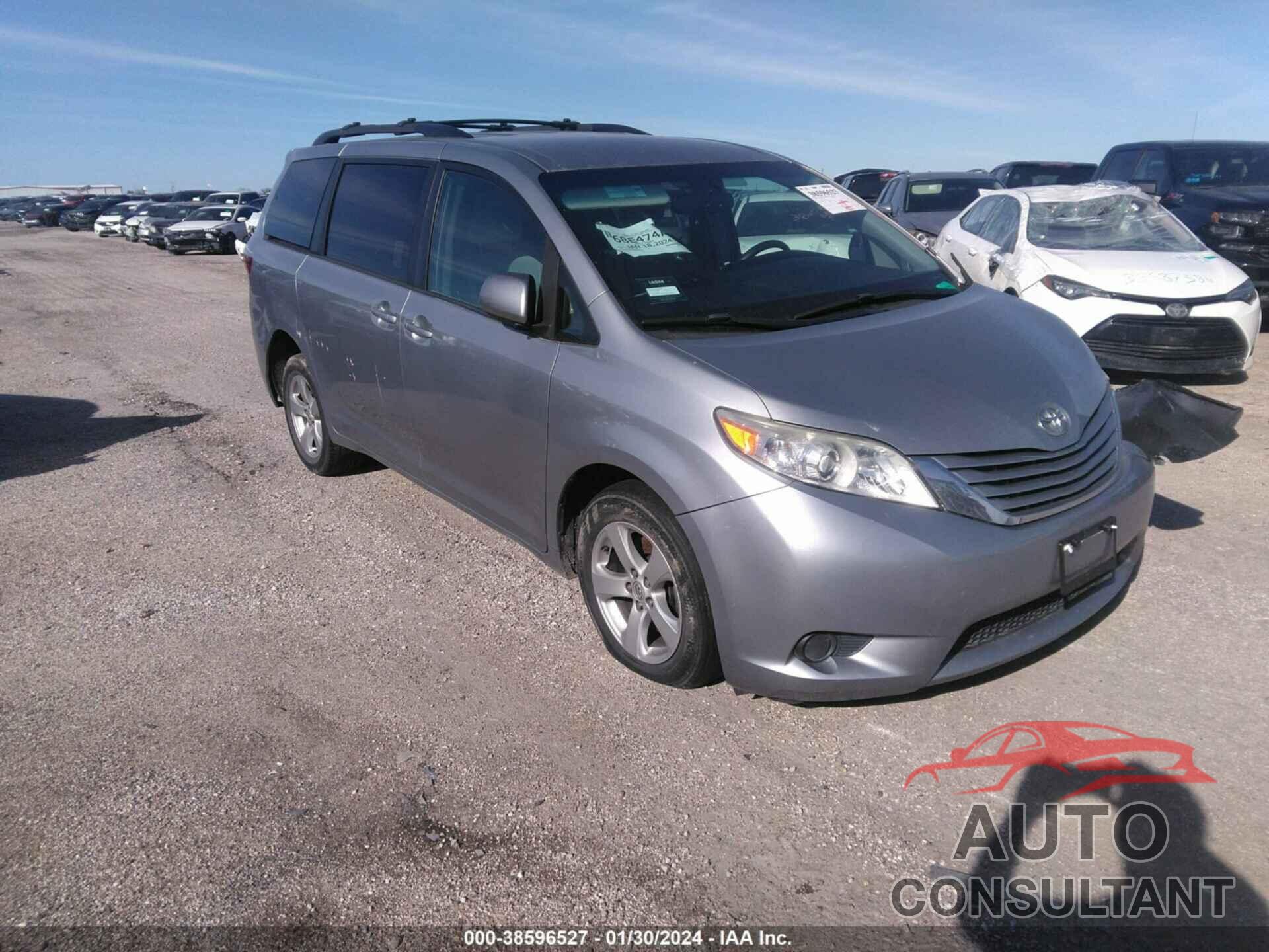 TOYOTA SIENNA 2017 - 5TDKZ3DCXHS893288