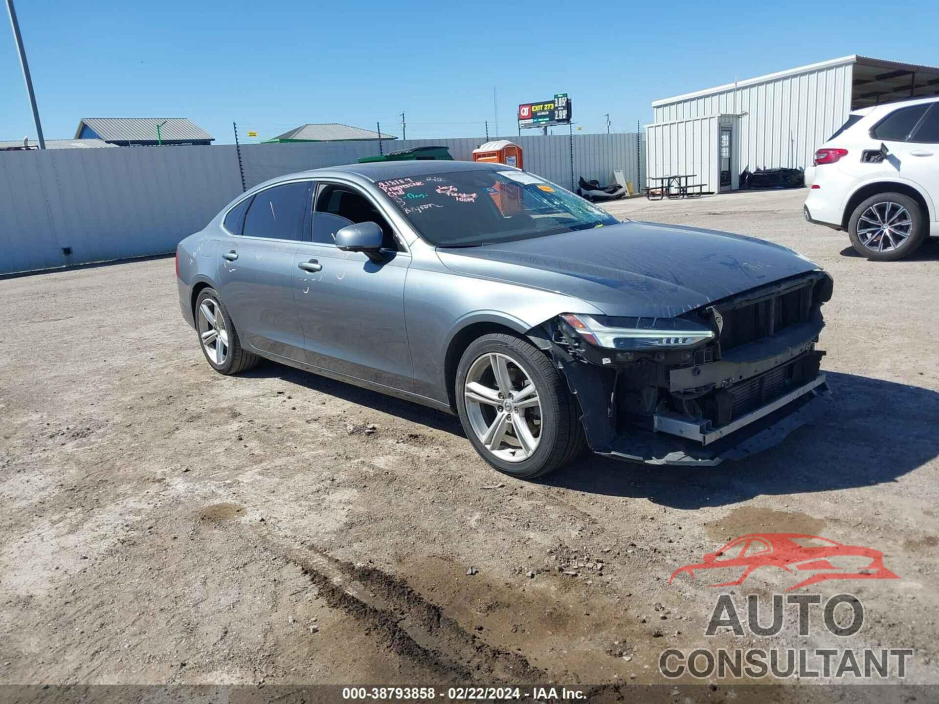 VOLVO S90 2018 - LVY982AK4JP017316