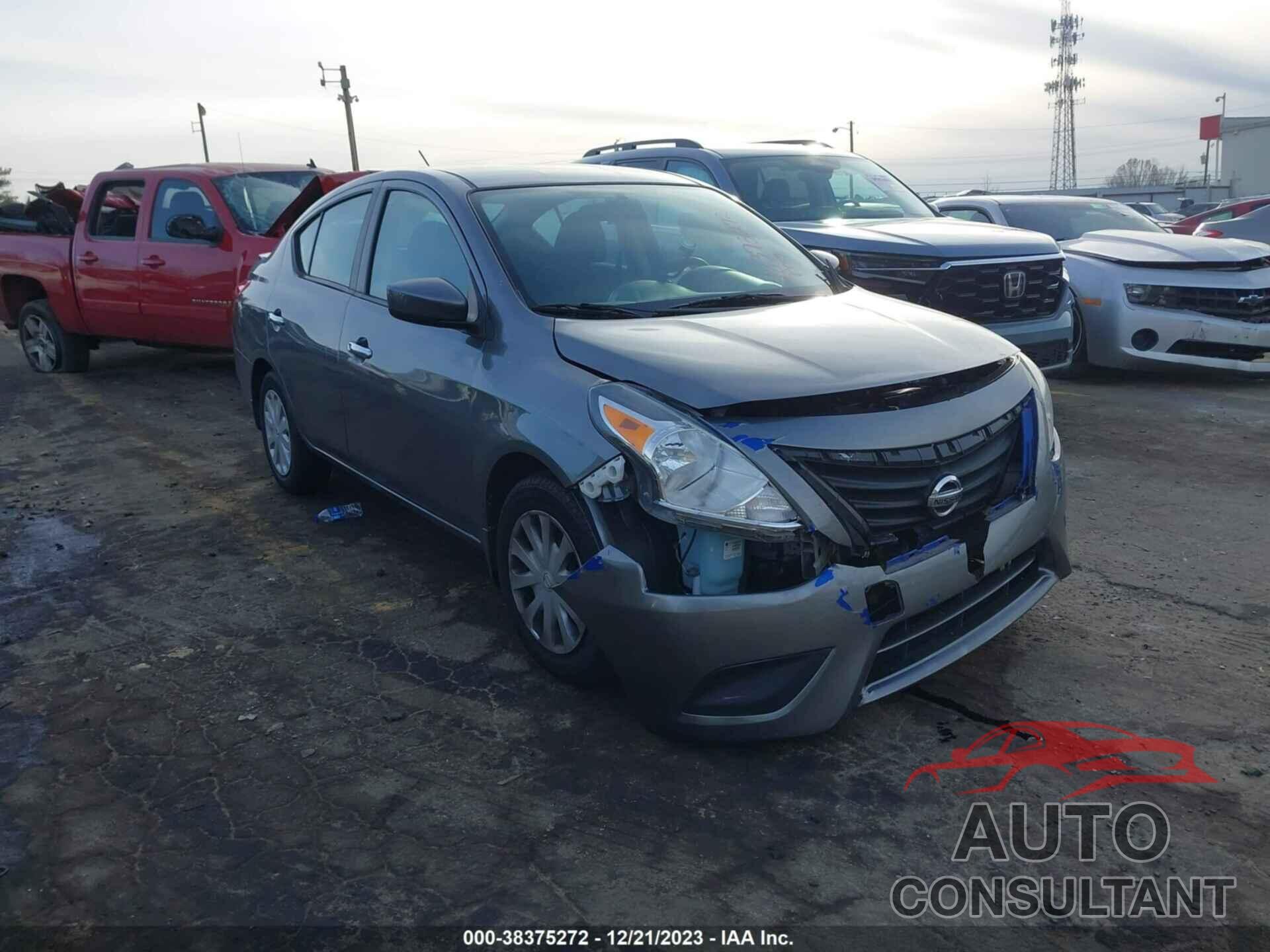 NISSAN VERSA 2019 - 3N1CN7AP1KL881206