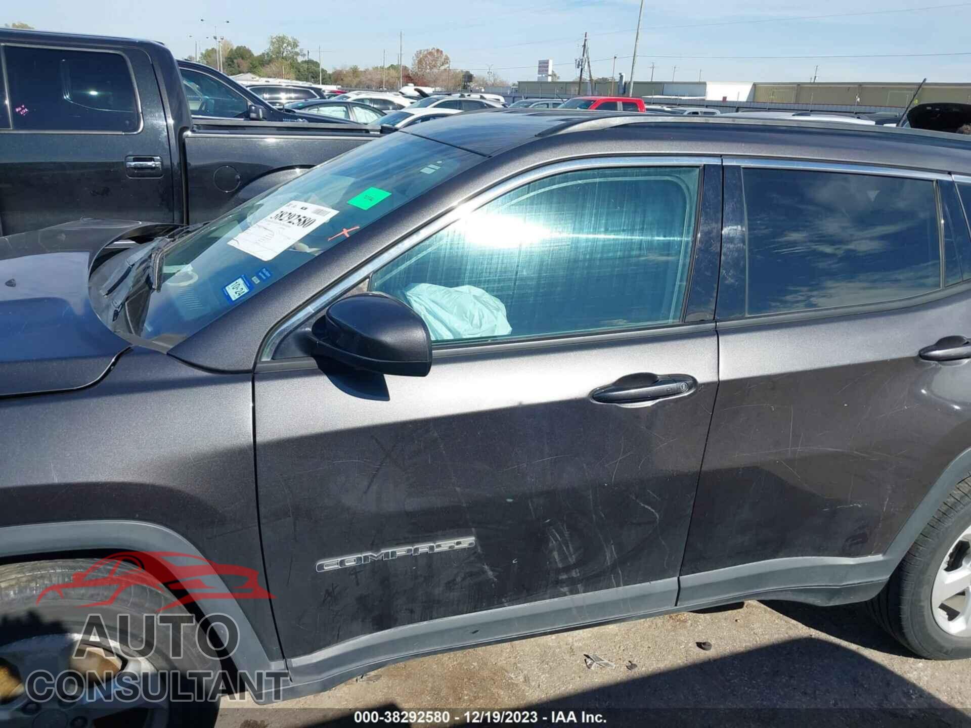 JEEP COMPASS 2019 - 3C4NJDBB5KT595264