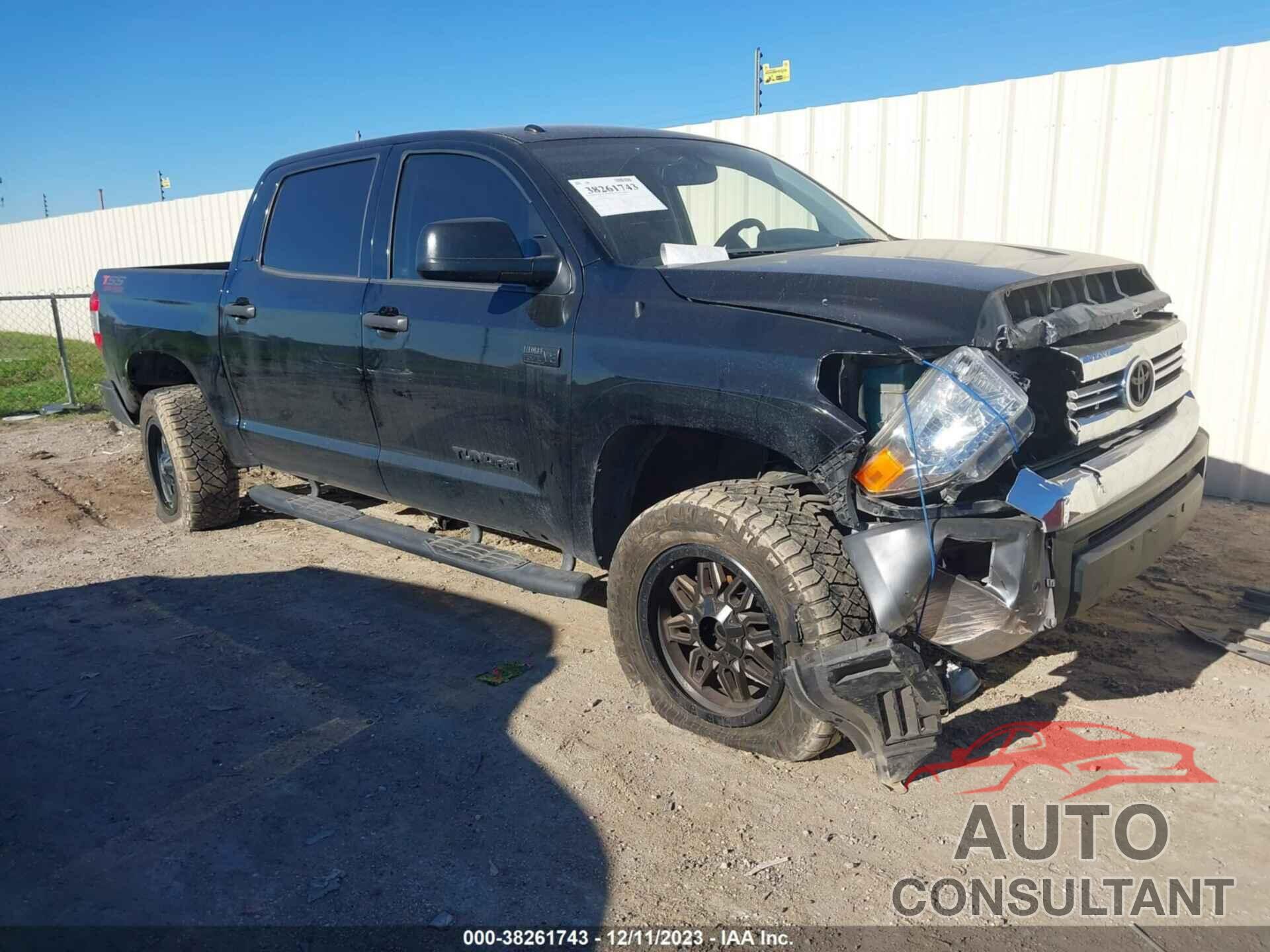 TOYOTA TUNDRA 2017 - 5TFDW5F16HX638334