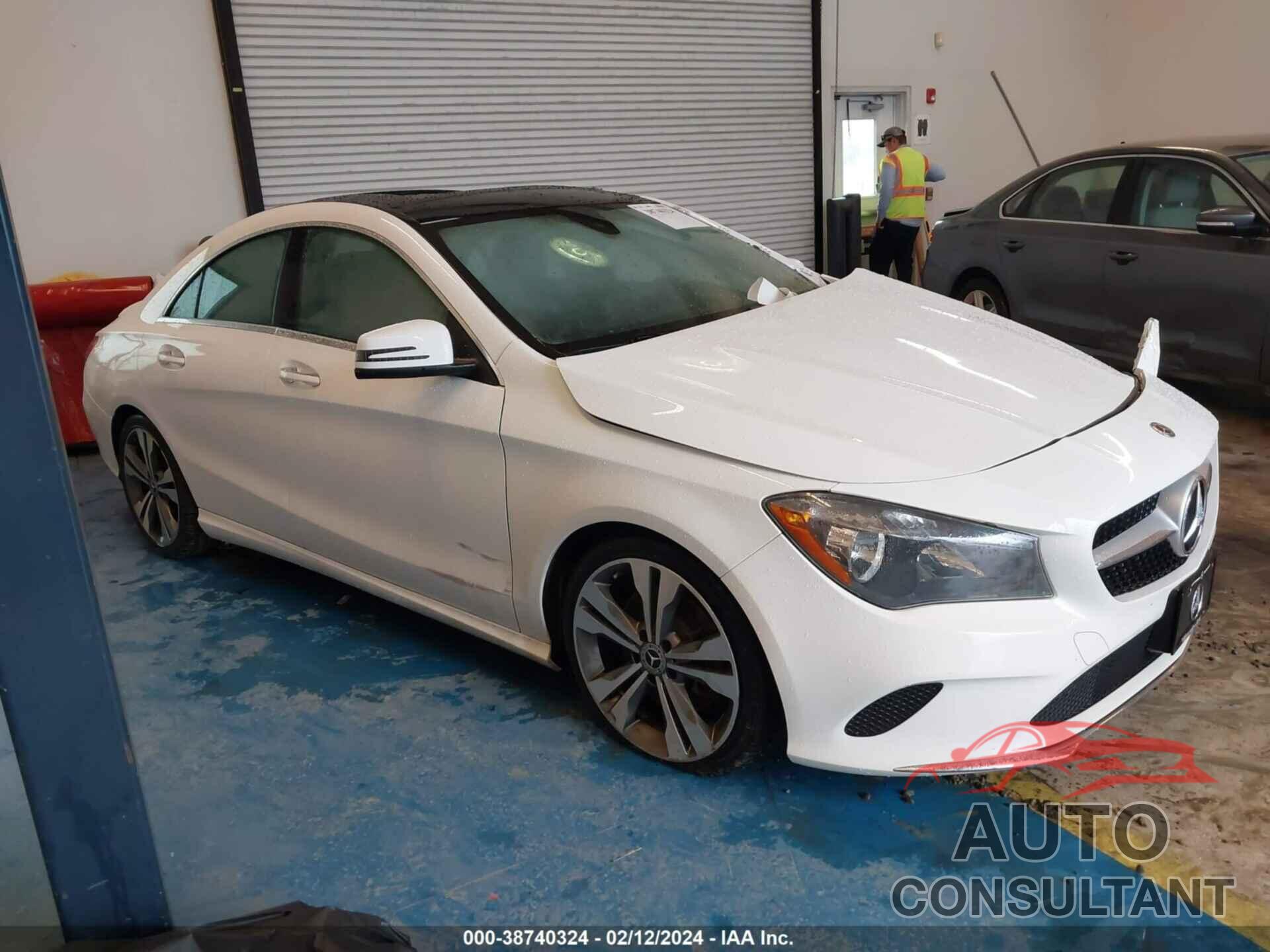 MERCEDES-BENZ CLA 250 2019 - WDDSJ4GB3KN723227