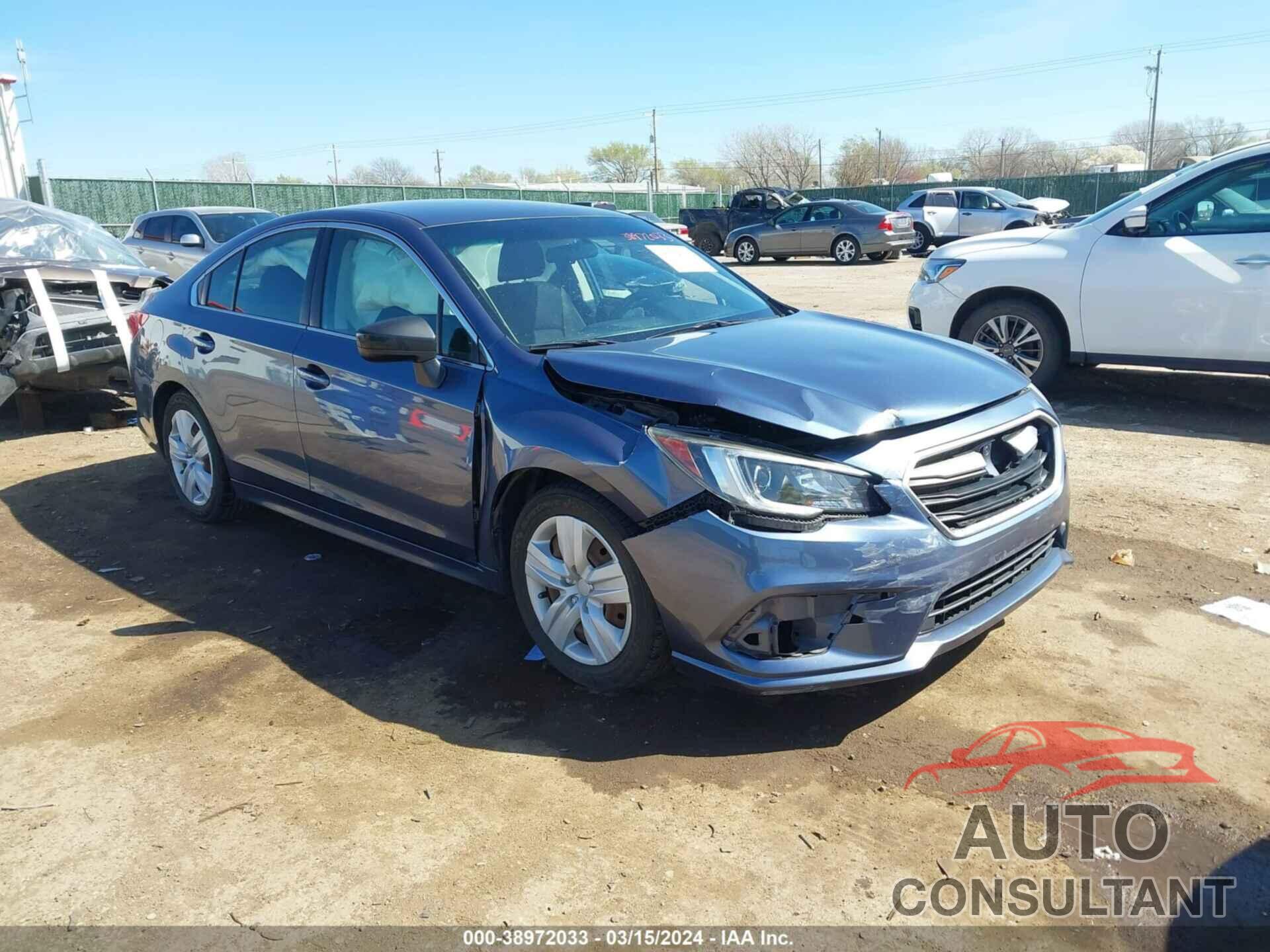 SUBARU LEGACY 2018 - 4S3BNAA69J3045389