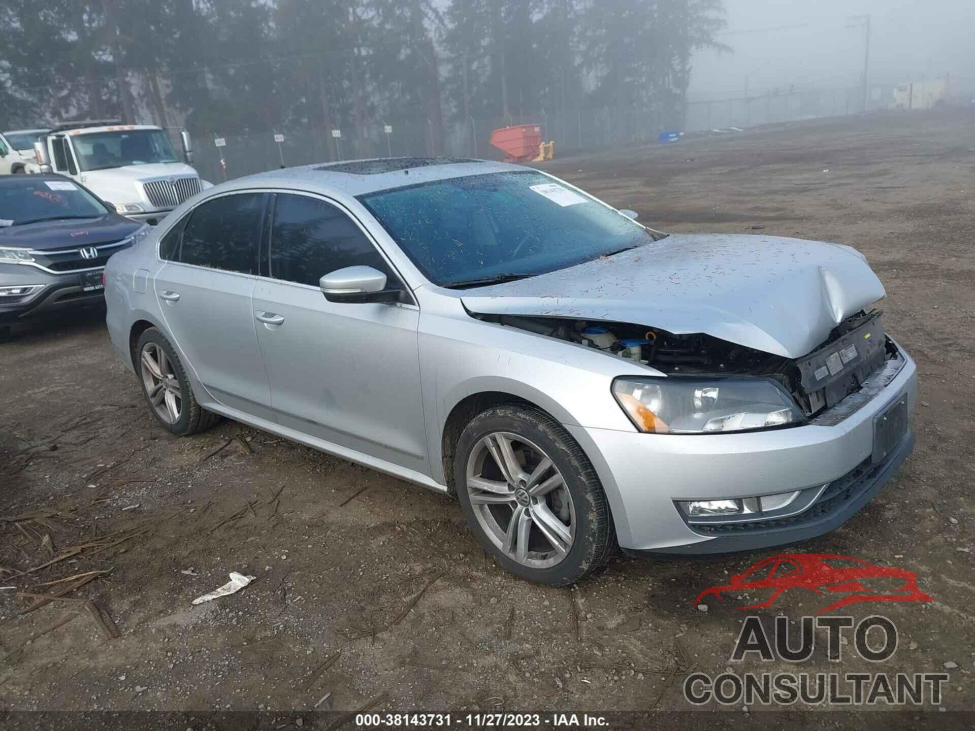 VOLKSWAGEN PASSAT 2015 - 1VWCT7A33FC008572