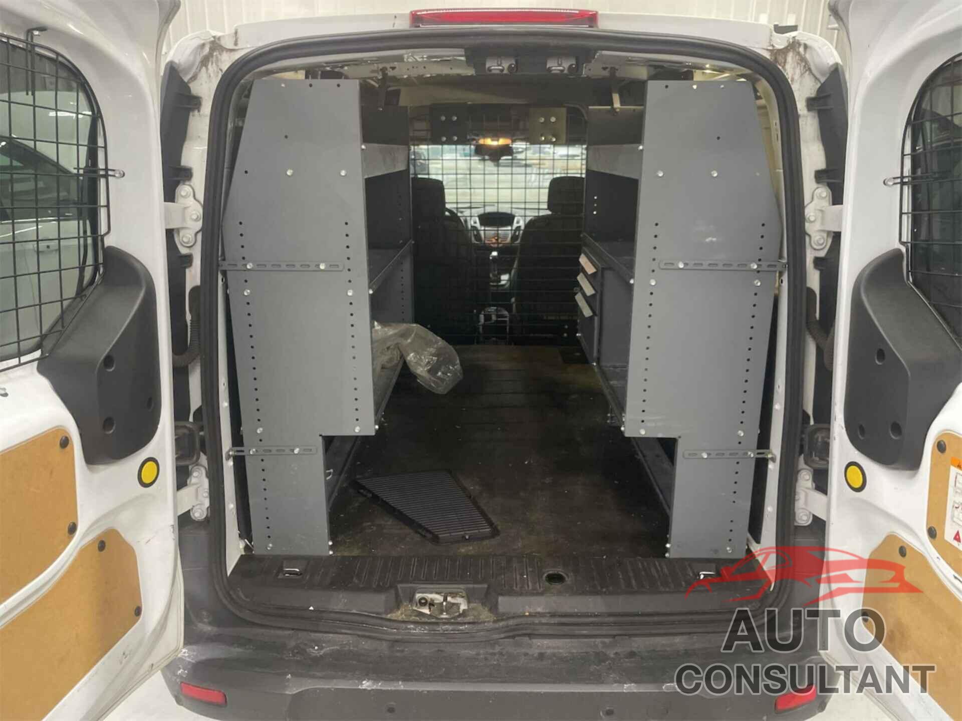 FORD TRANSIT CONNECT 2017 - NM0LS7E78H1317646