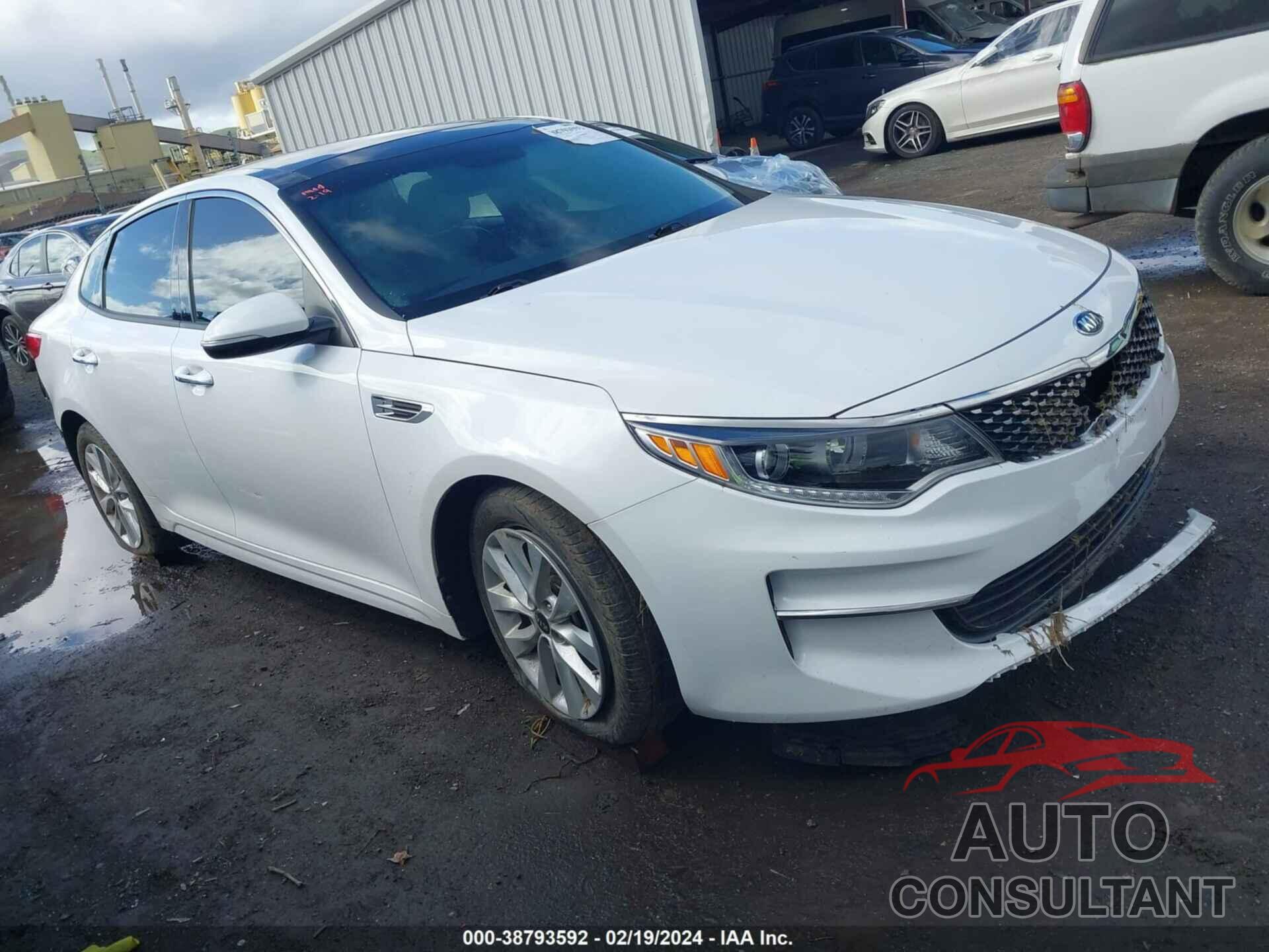 KIA OPTIMA 2018 - 5XXGU4L34JG183970