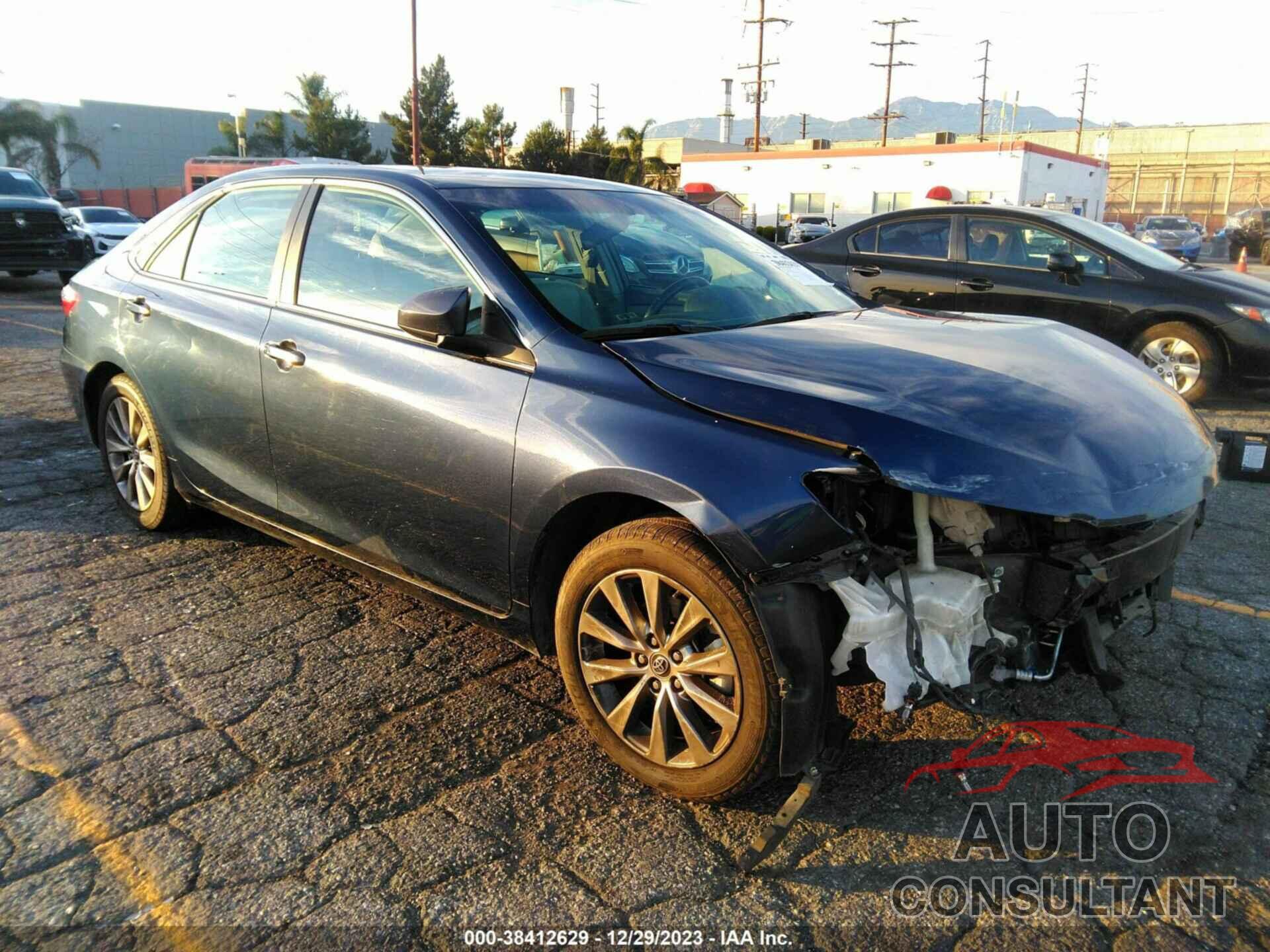 TOYOTA CAMRY 2016 - 4T4BF1FK8GR551528