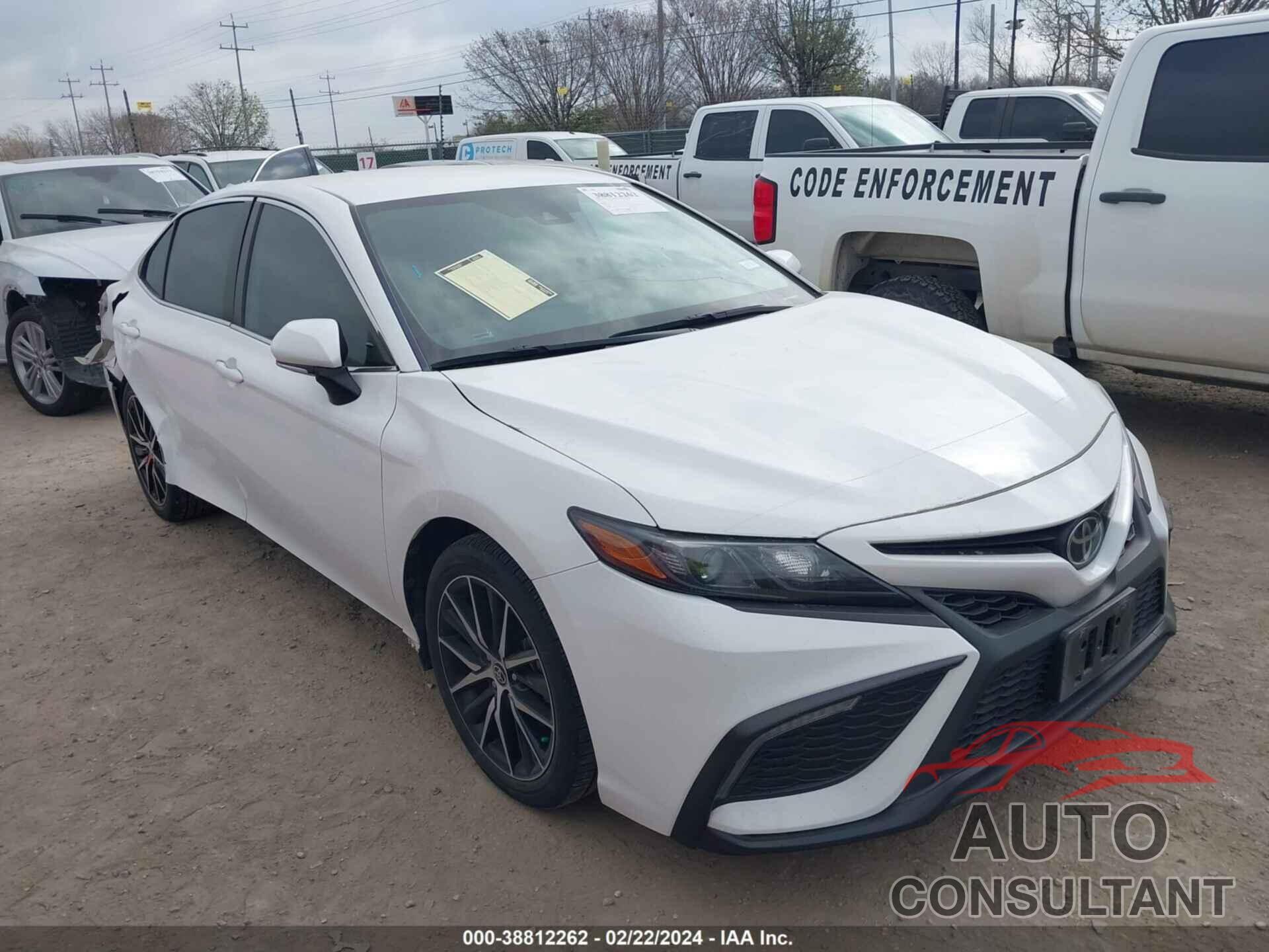 TOYOTA CAMRY 2022 - 4T1G11AK1NU619929