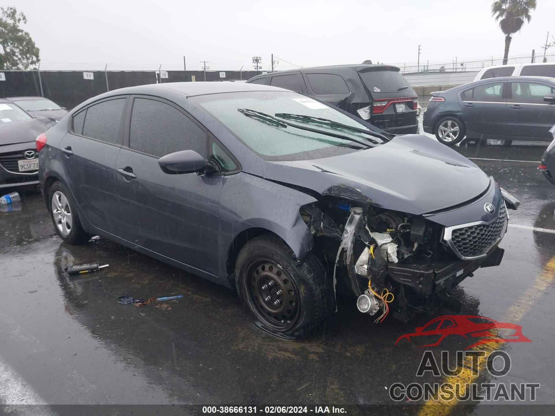 KIA FORTE 2016 - KNAFK4A62G5613939