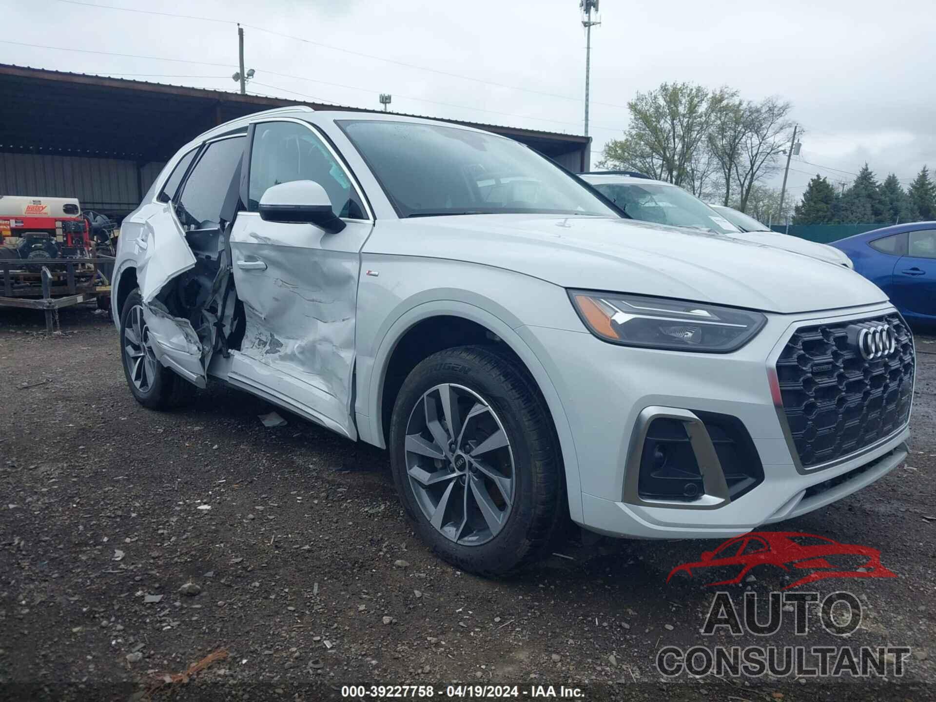 AUDI Q5 2023 - WA1EAAFY7P2111773