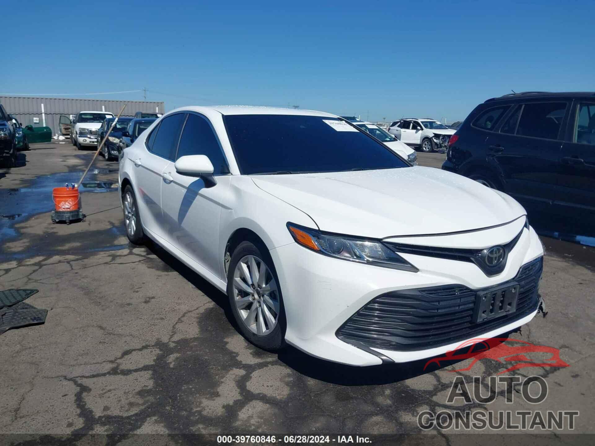 TOYOTA CAMRY 2019 - 4T1B11HK1KU238822