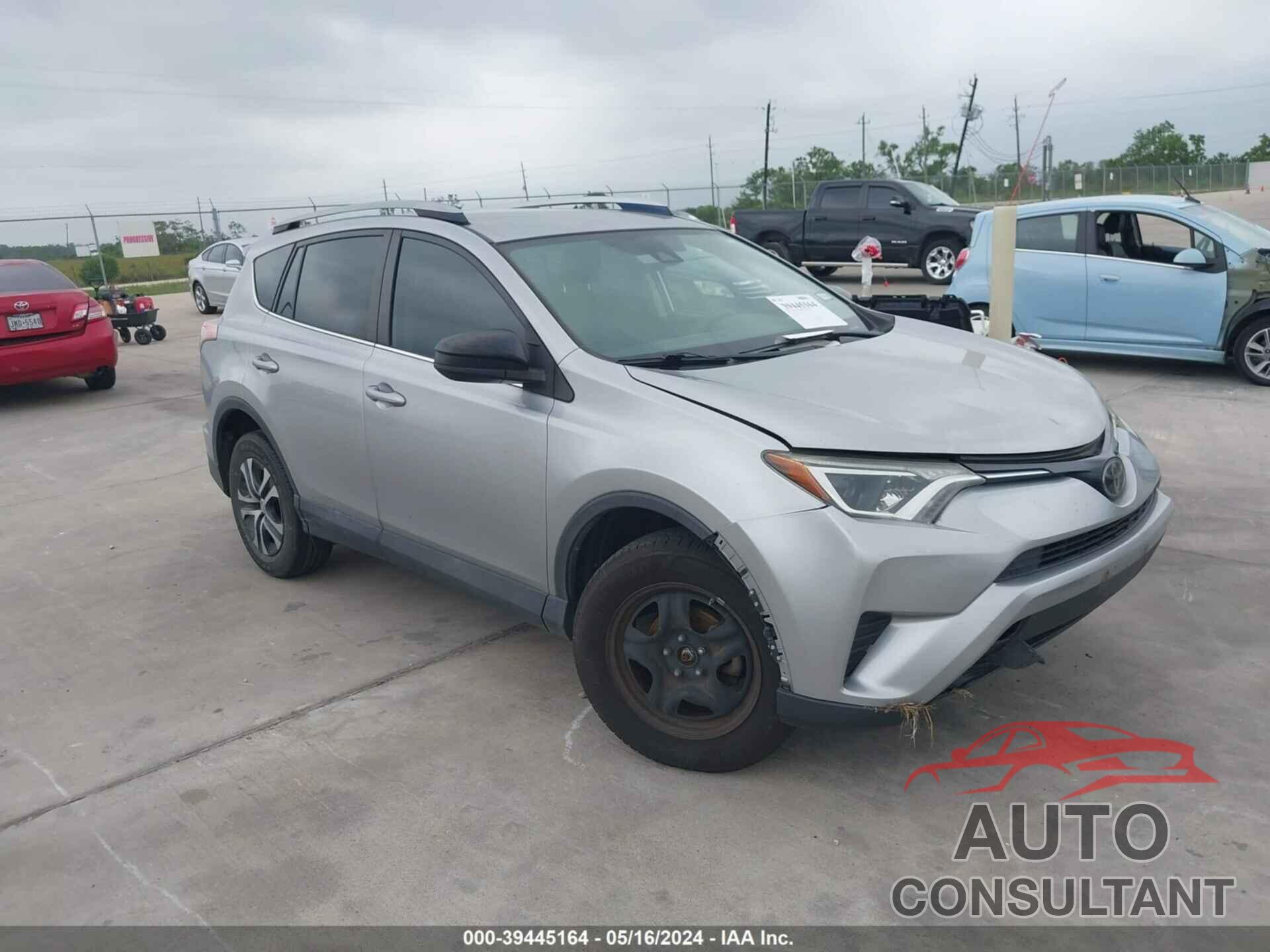 TOYOTA RAV4 2017 - 2T3ZFREV8HW315943