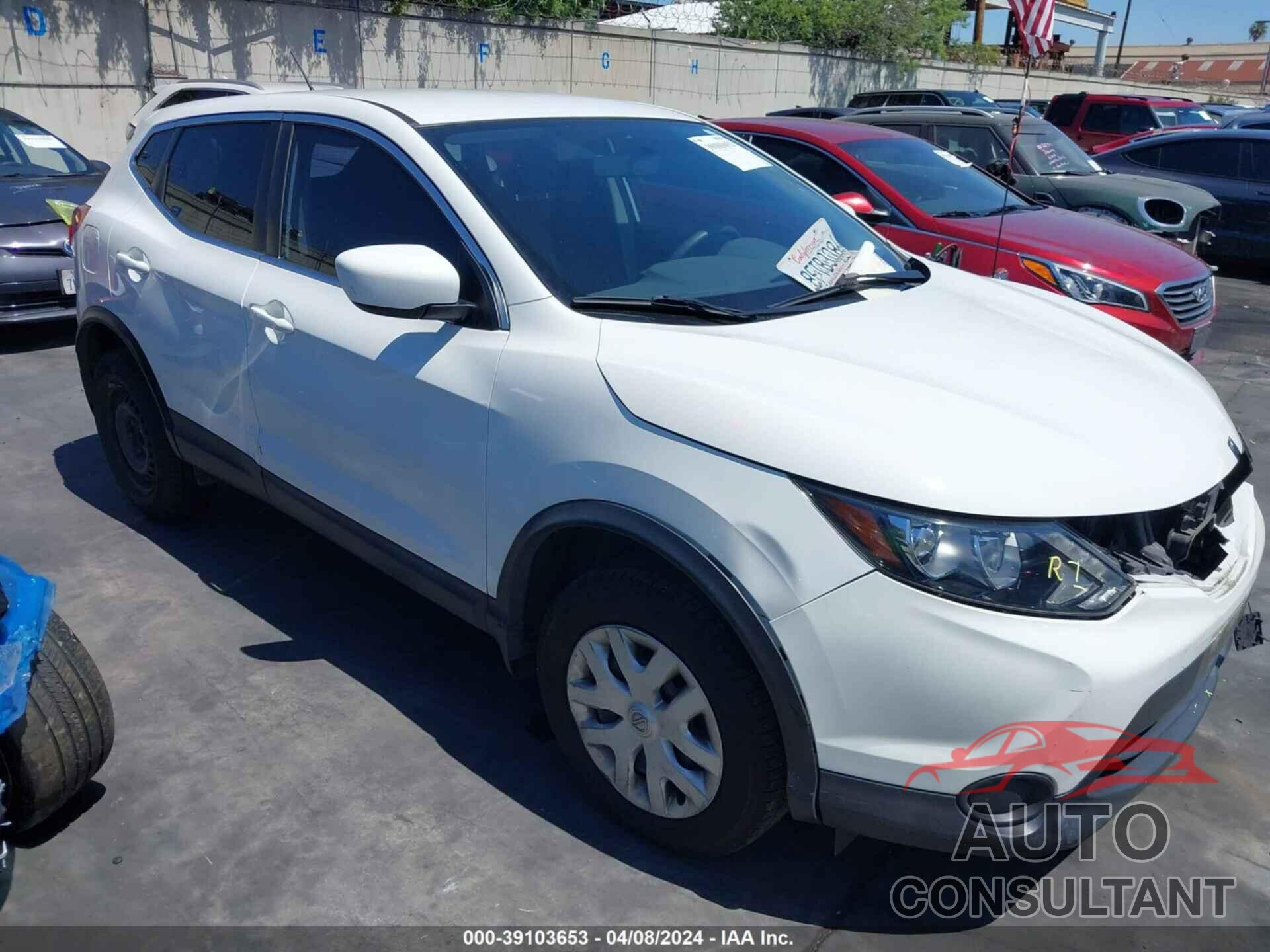 NISSAN ROGUE SPORT 2018 - JN1BJ1CPXJW183929