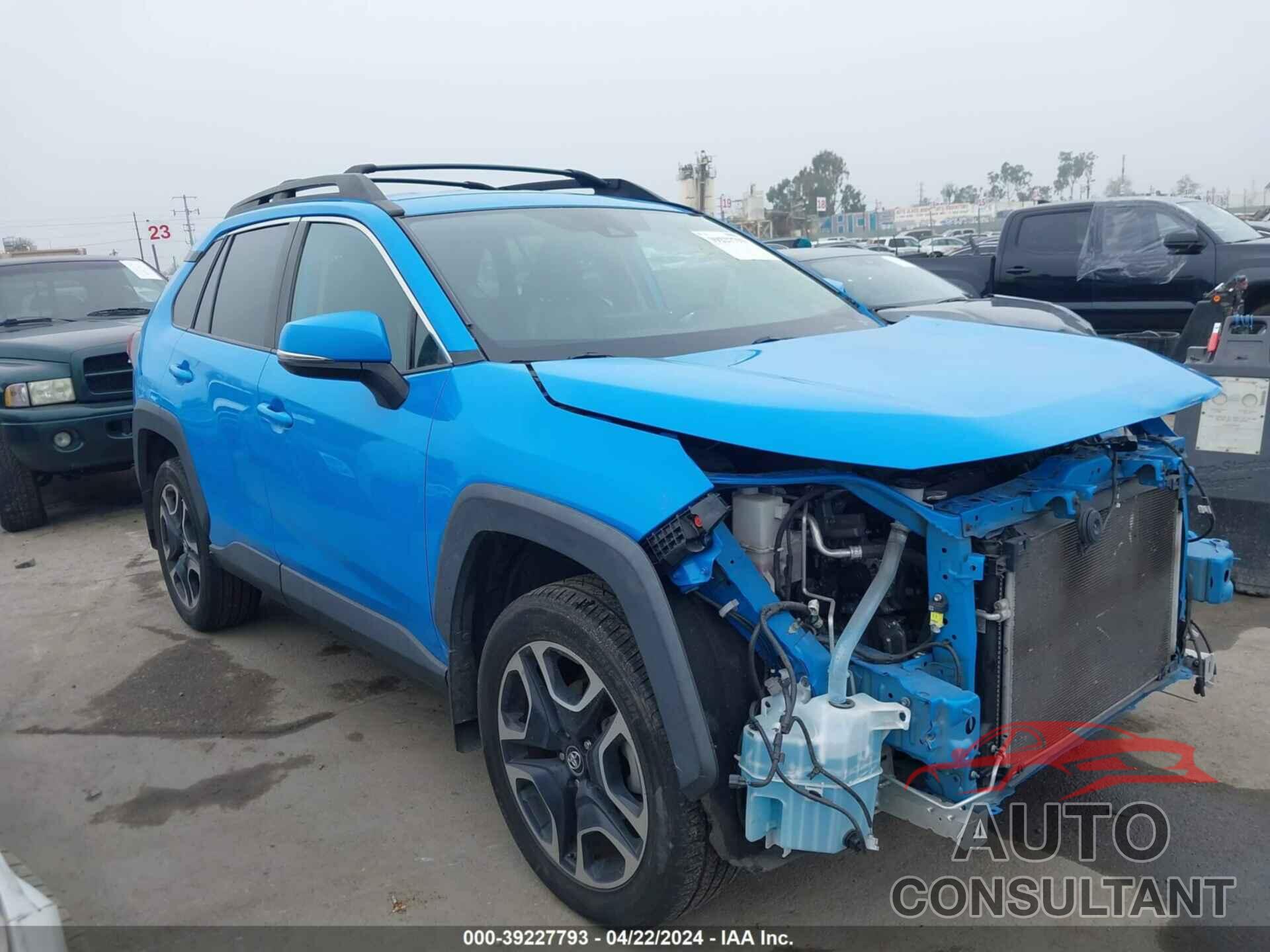 TOYOTA RAV4 2019 - 2T3J1RFV9KW005284