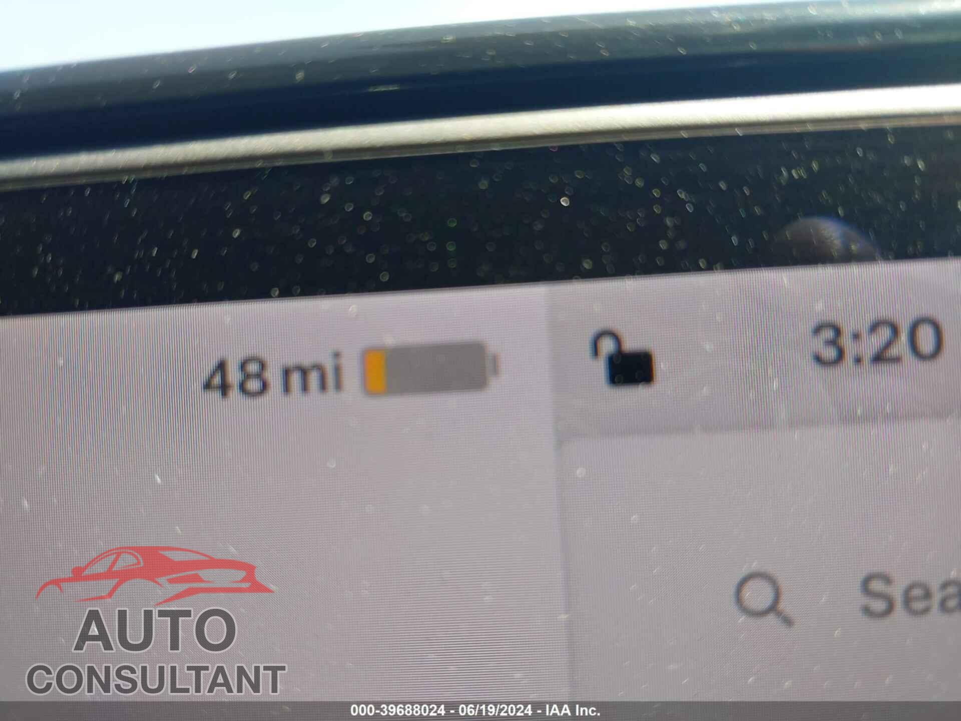 TESLA MODEL 3 2021 - 5YJ3E1EA5MF071126