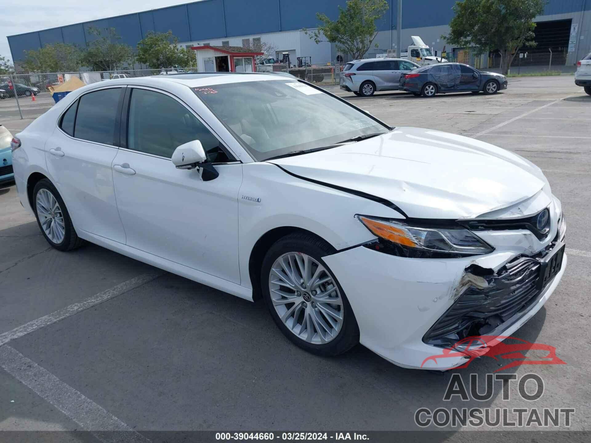 TOYOTA CAMRY 2020 - 4T1F31AK1LU019270