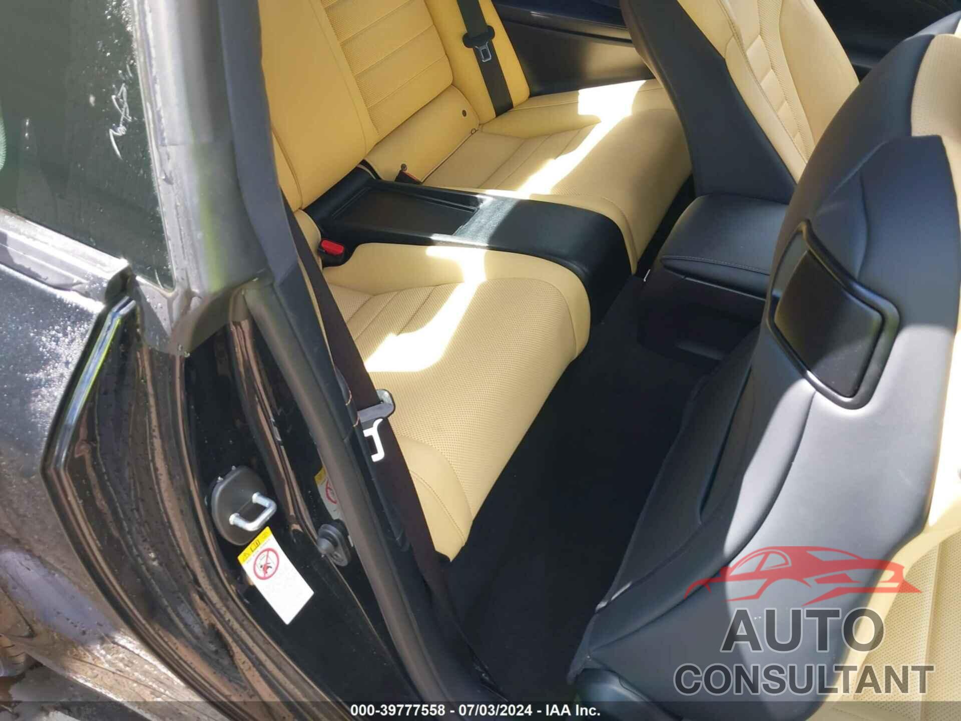 LEXUS RC 300 2019 - JTHS85BC7K5004735